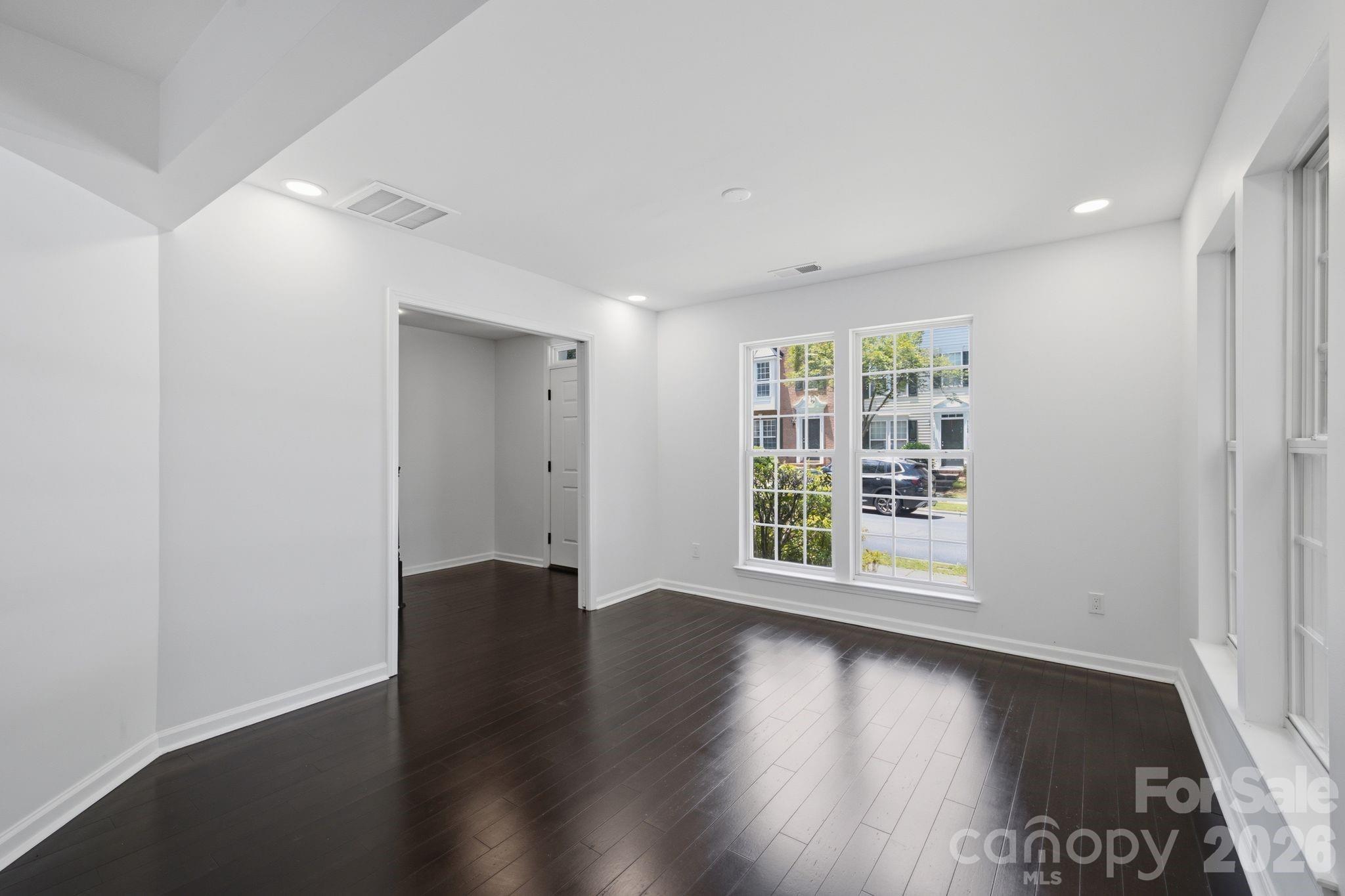 11705 Fiddlers Roof Lane — Charlotte