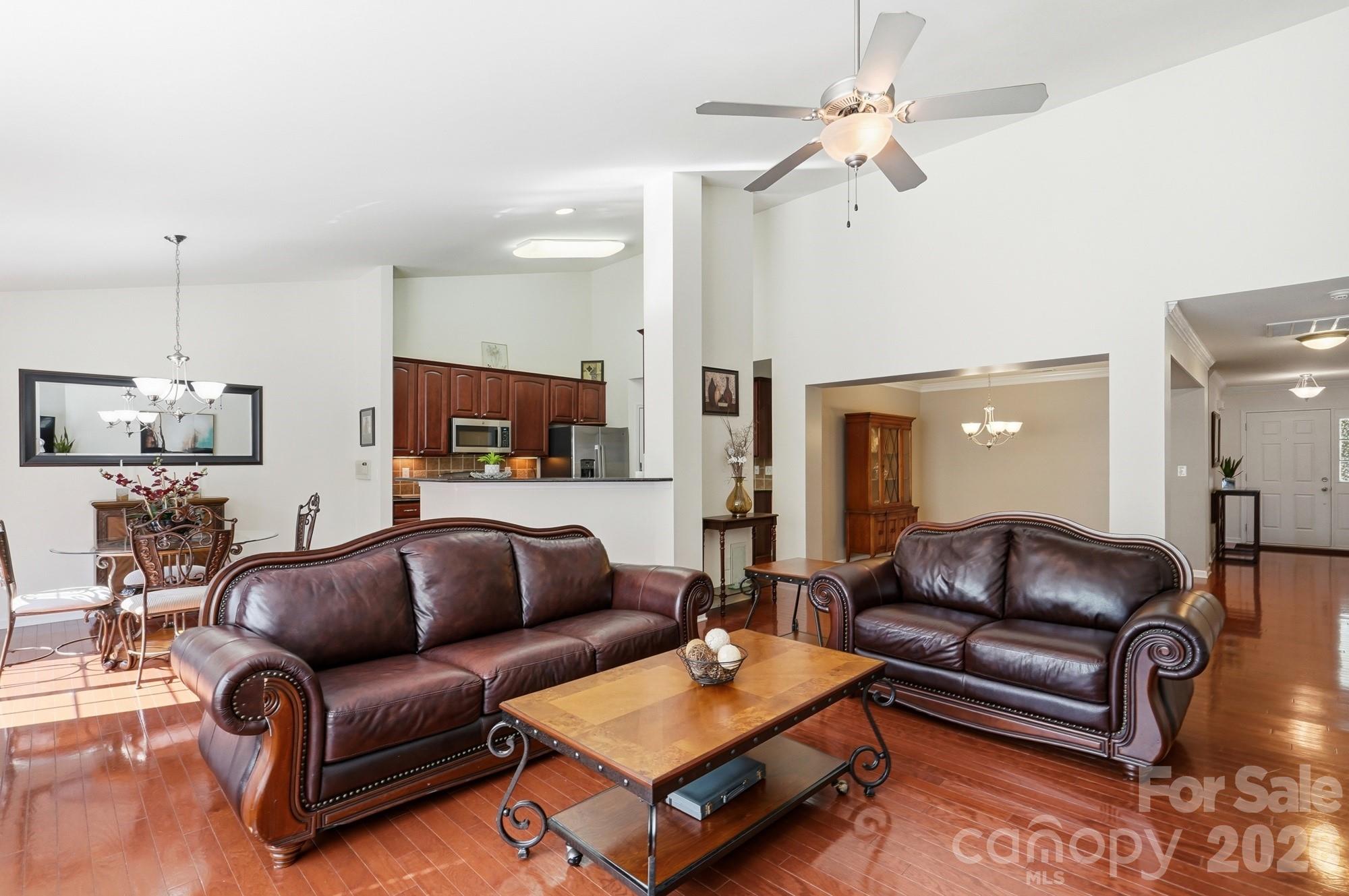 301 Augustus Lane — Mount Holly