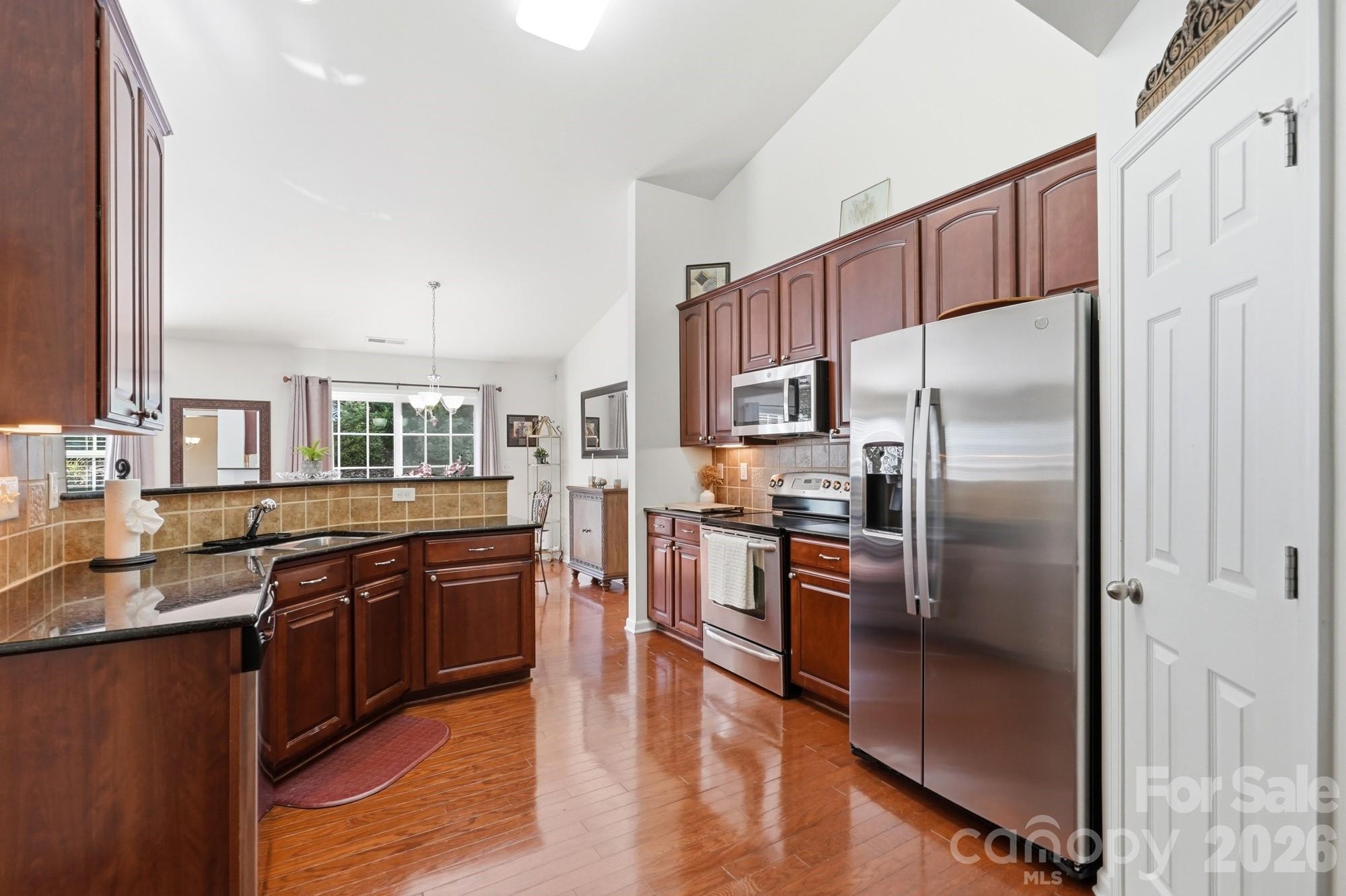 301 Augustus Lane — Mount Holly