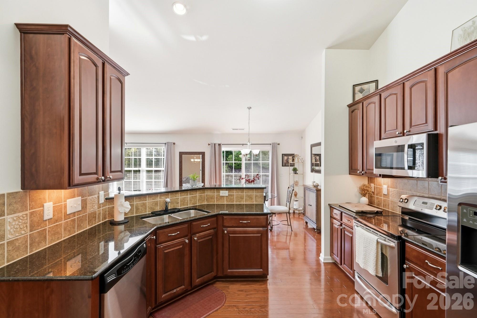 301 Augustus Lane — Mount Holly