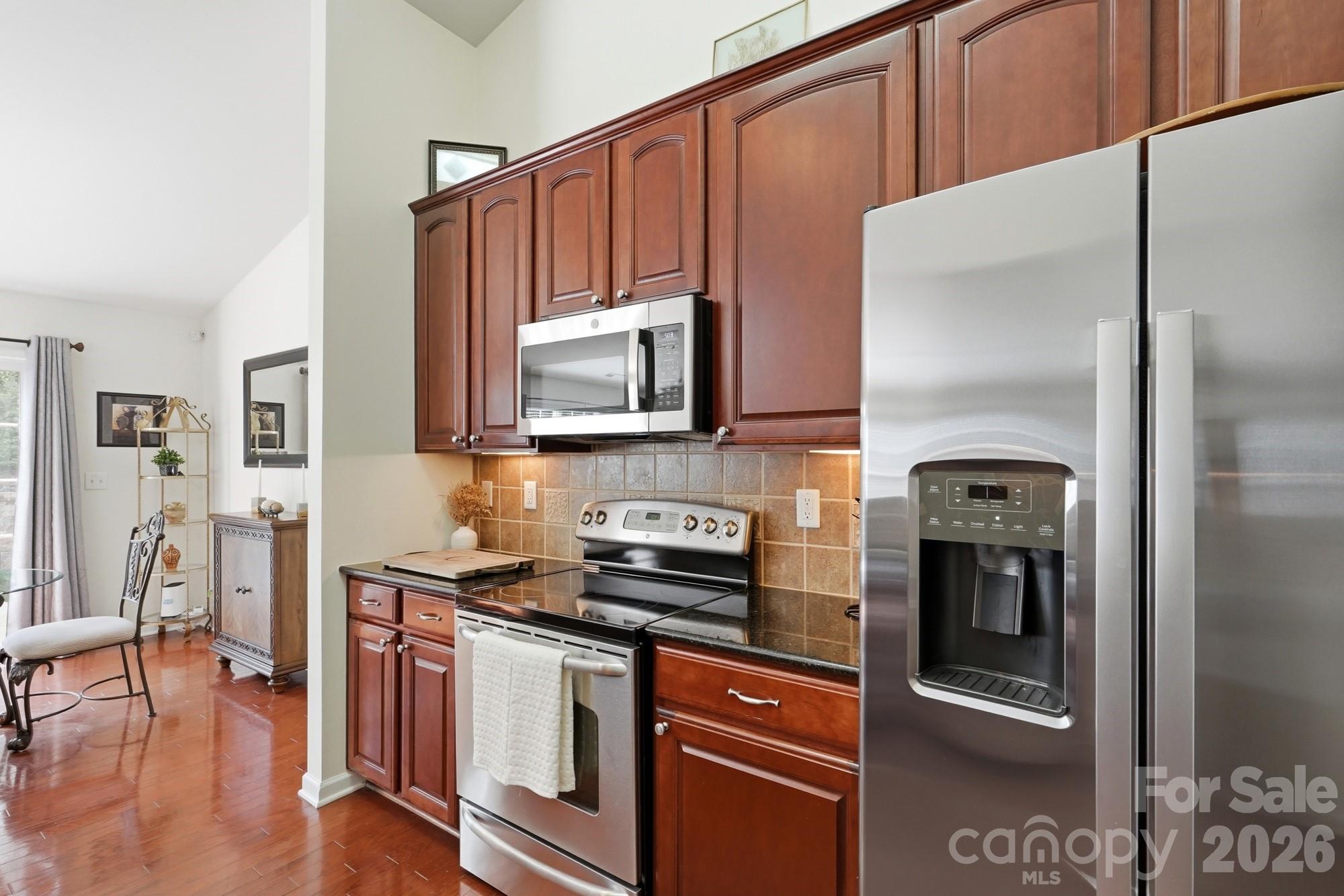 301 Augustus Lane — Mount Holly