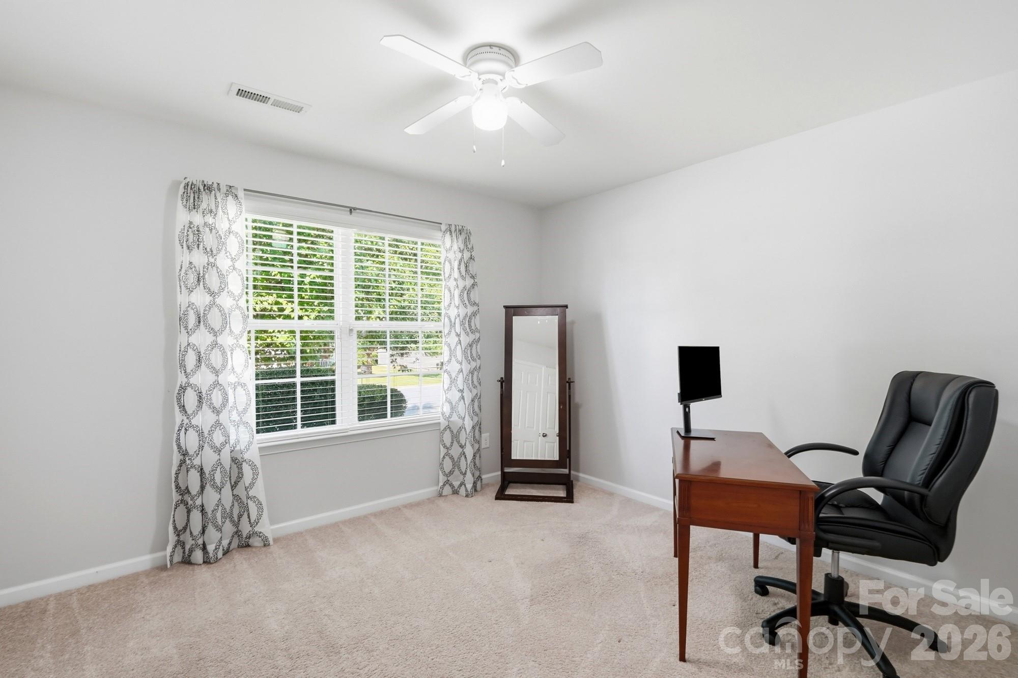 301 Augustus Lane — Mount Holly