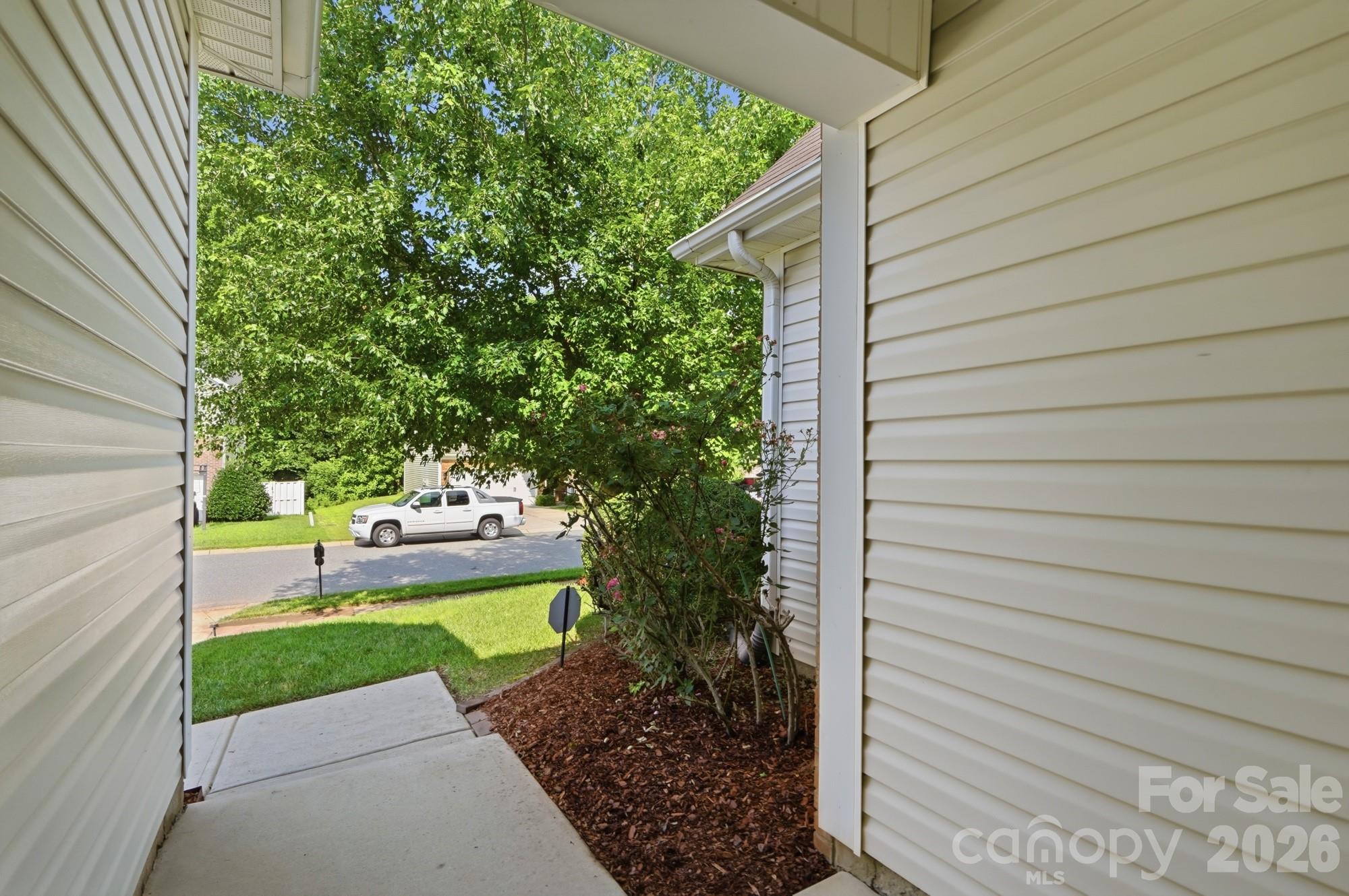 301 Augustus Lane — Mount Holly