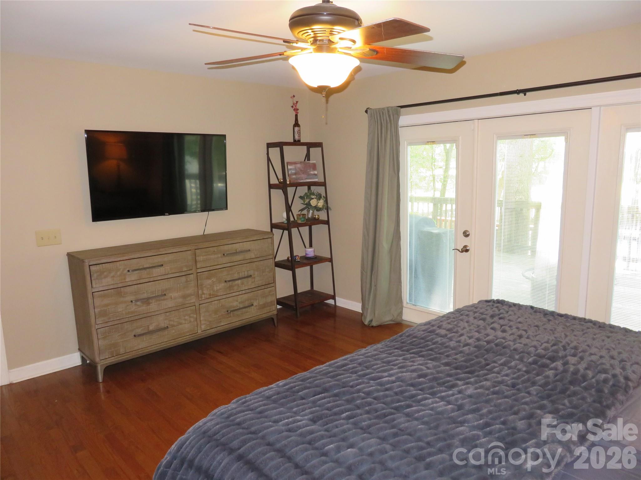1843 Tanfield Drive — Matthews