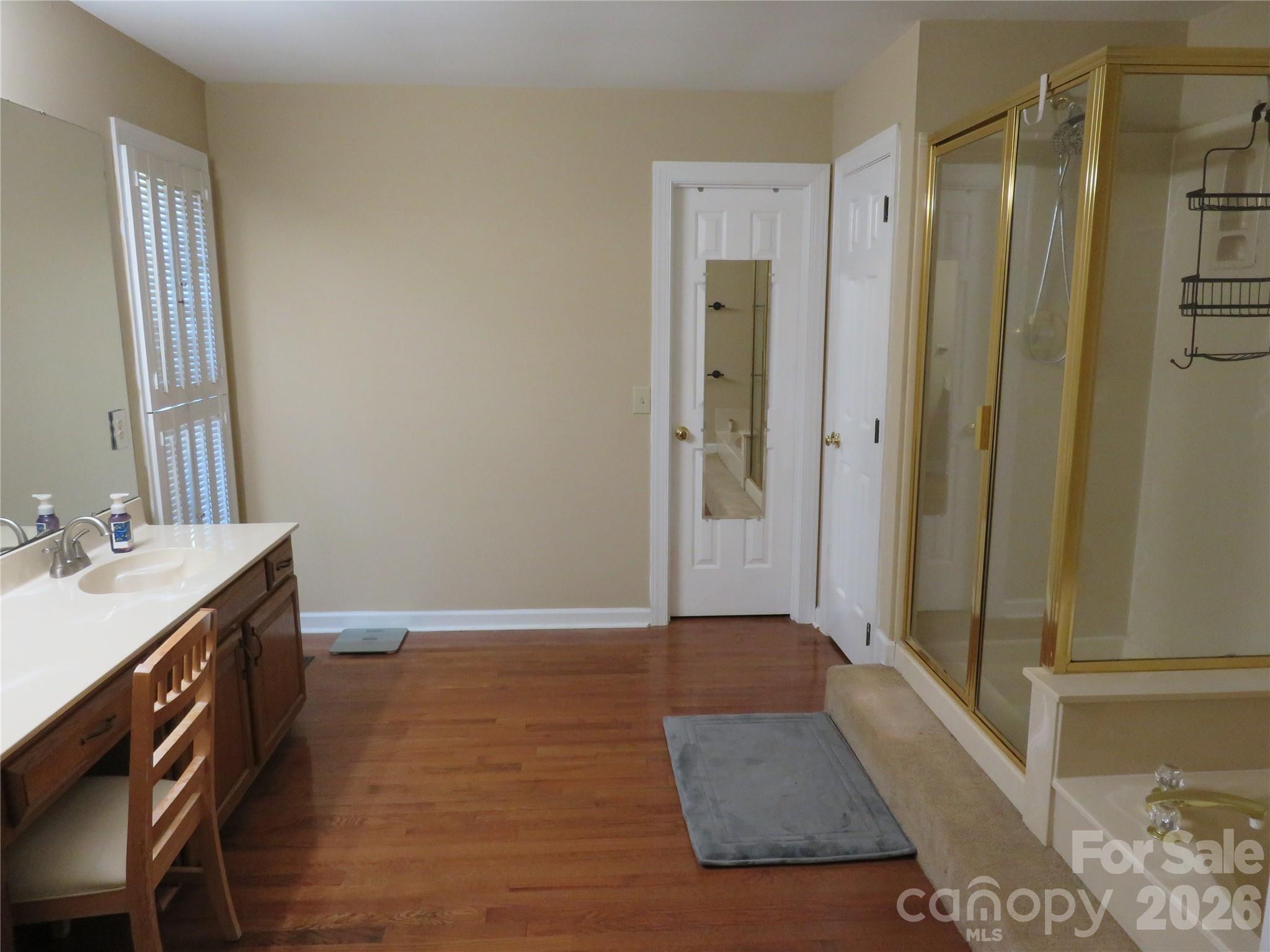 1843 Tanfield Drive — Matthews