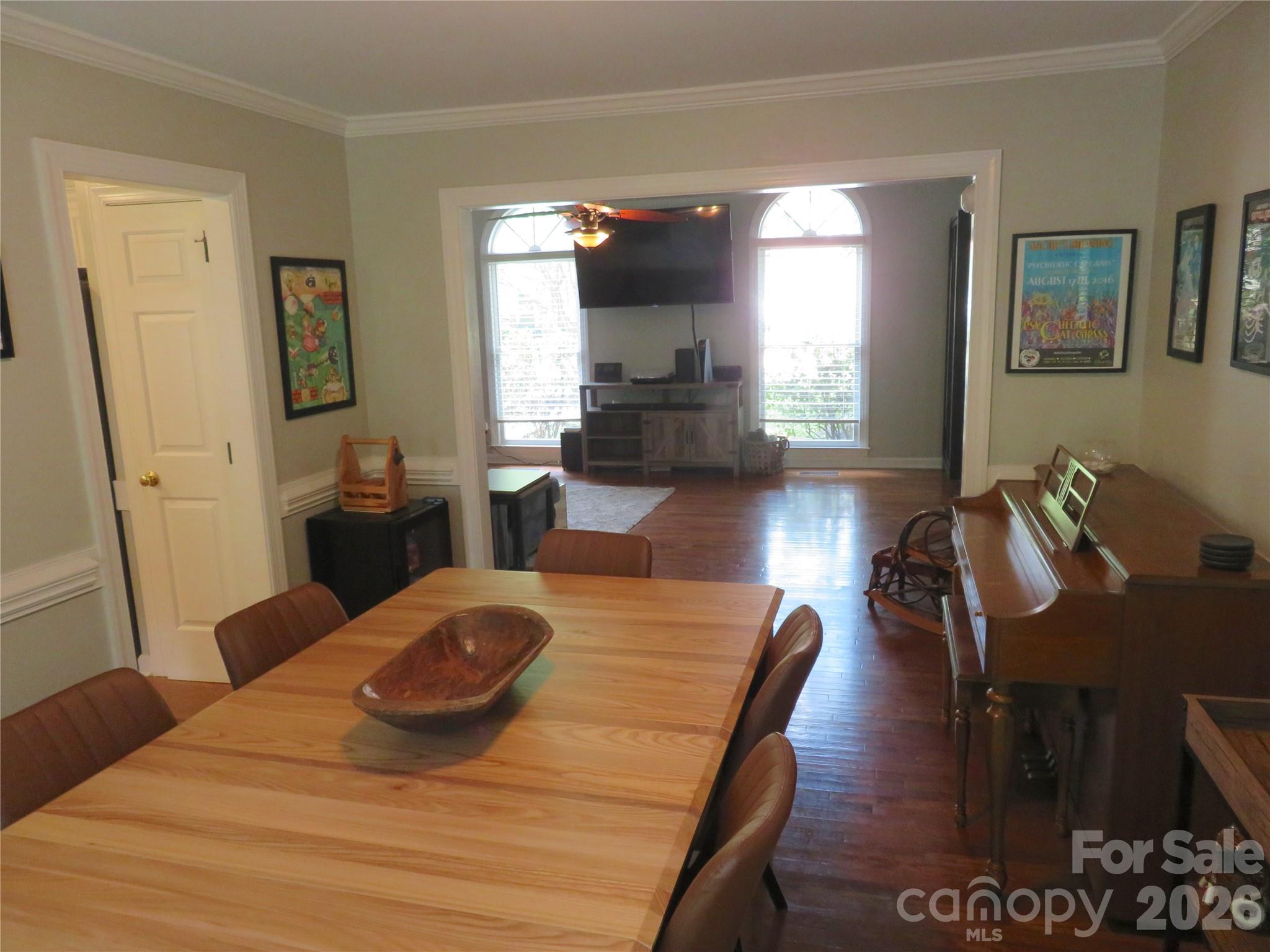 1843 Tanfield Drive — Matthews