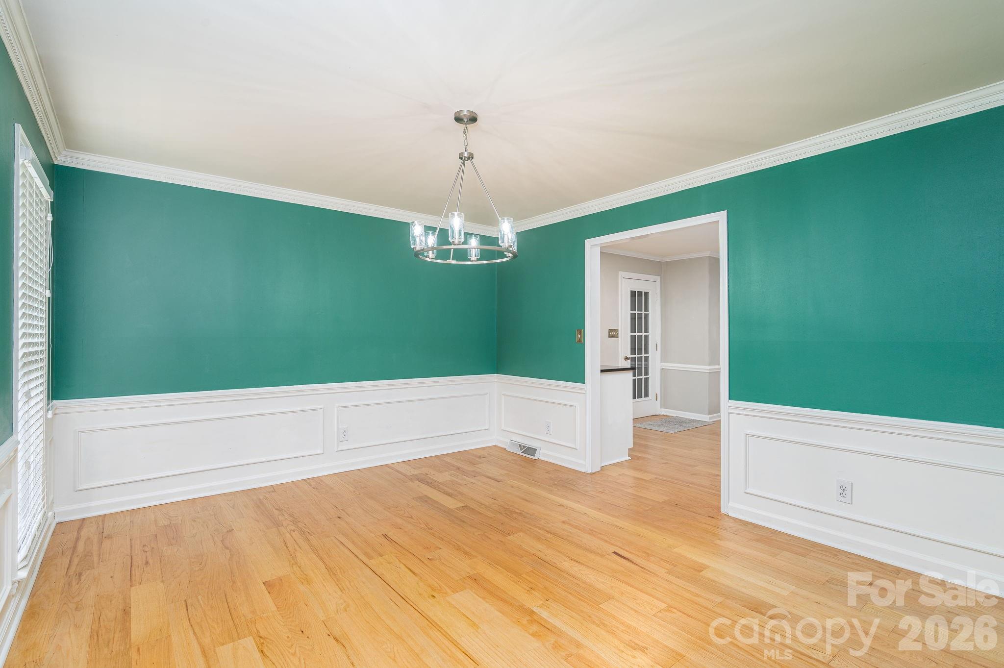 1308 Dumbarton Road — Gastonia
