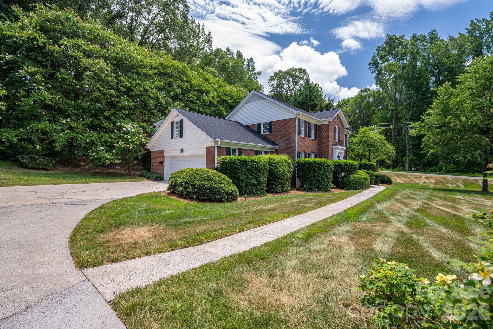 1308 Dumbarton Road — Gastonia