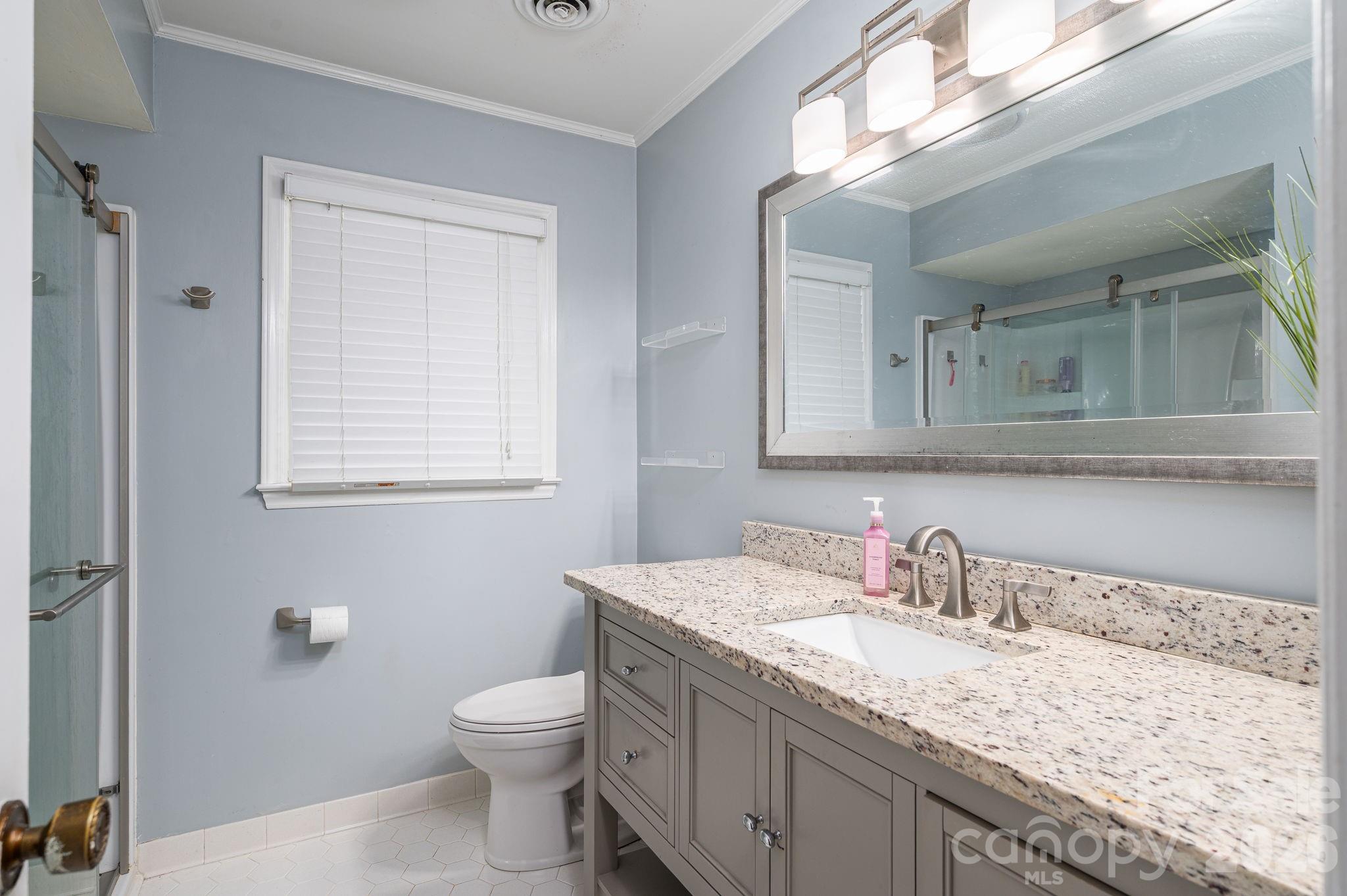1308 Dumbarton Road — Gastonia