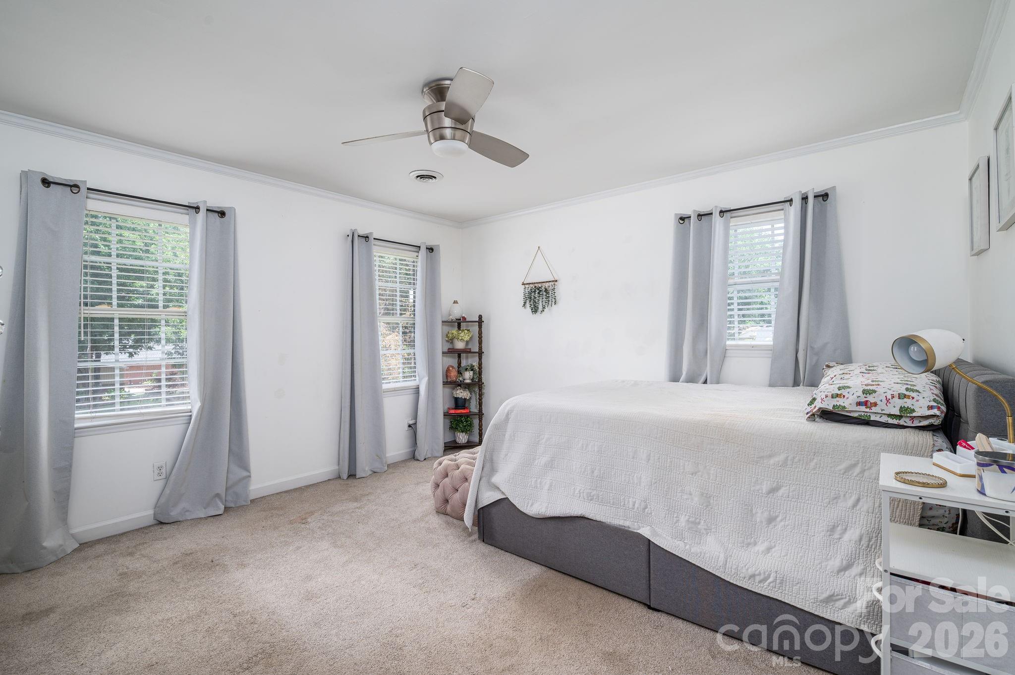 1308 Dumbarton Road — Gastonia