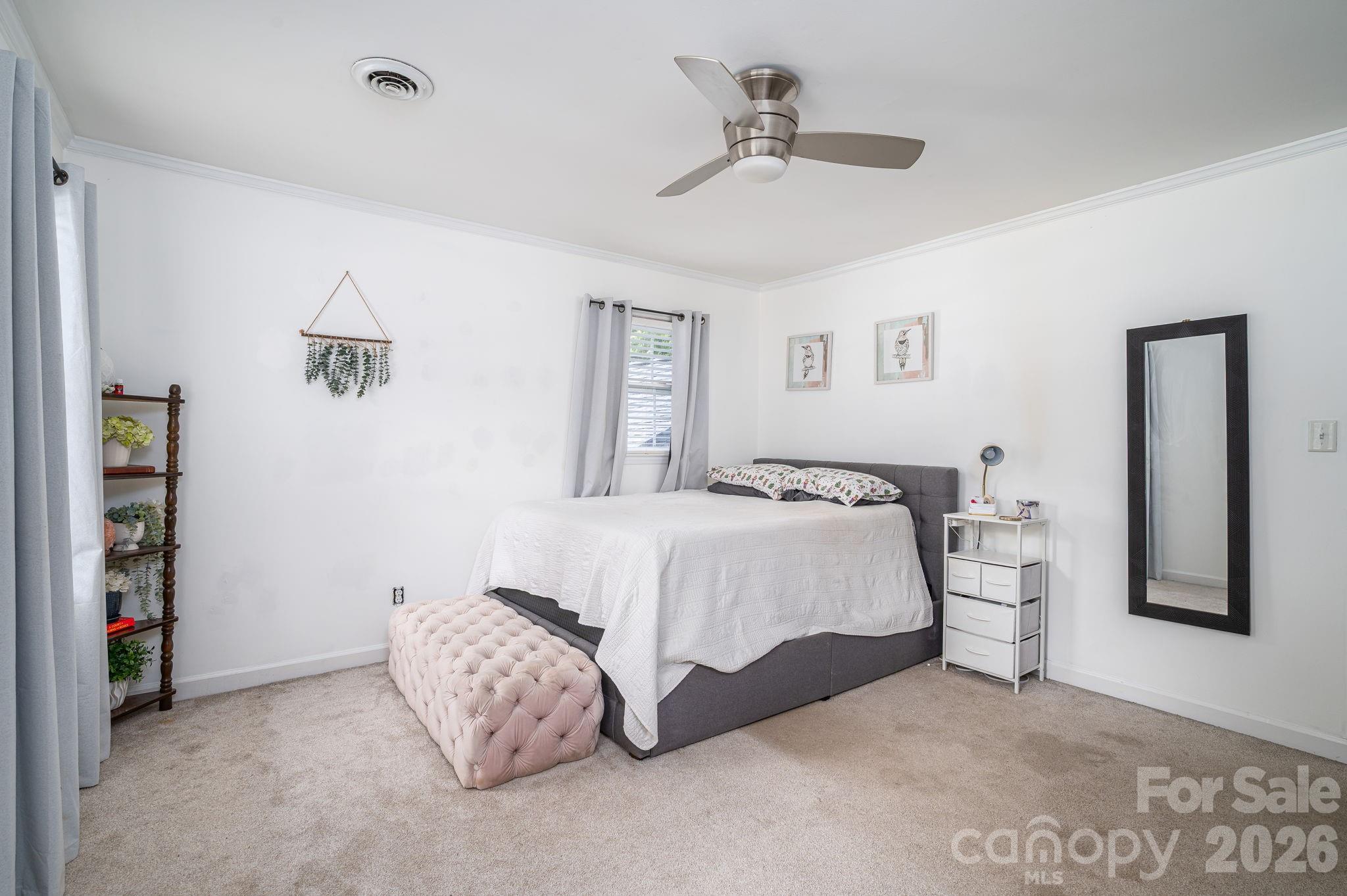 1308 Dumbarton Road — Gastonia
