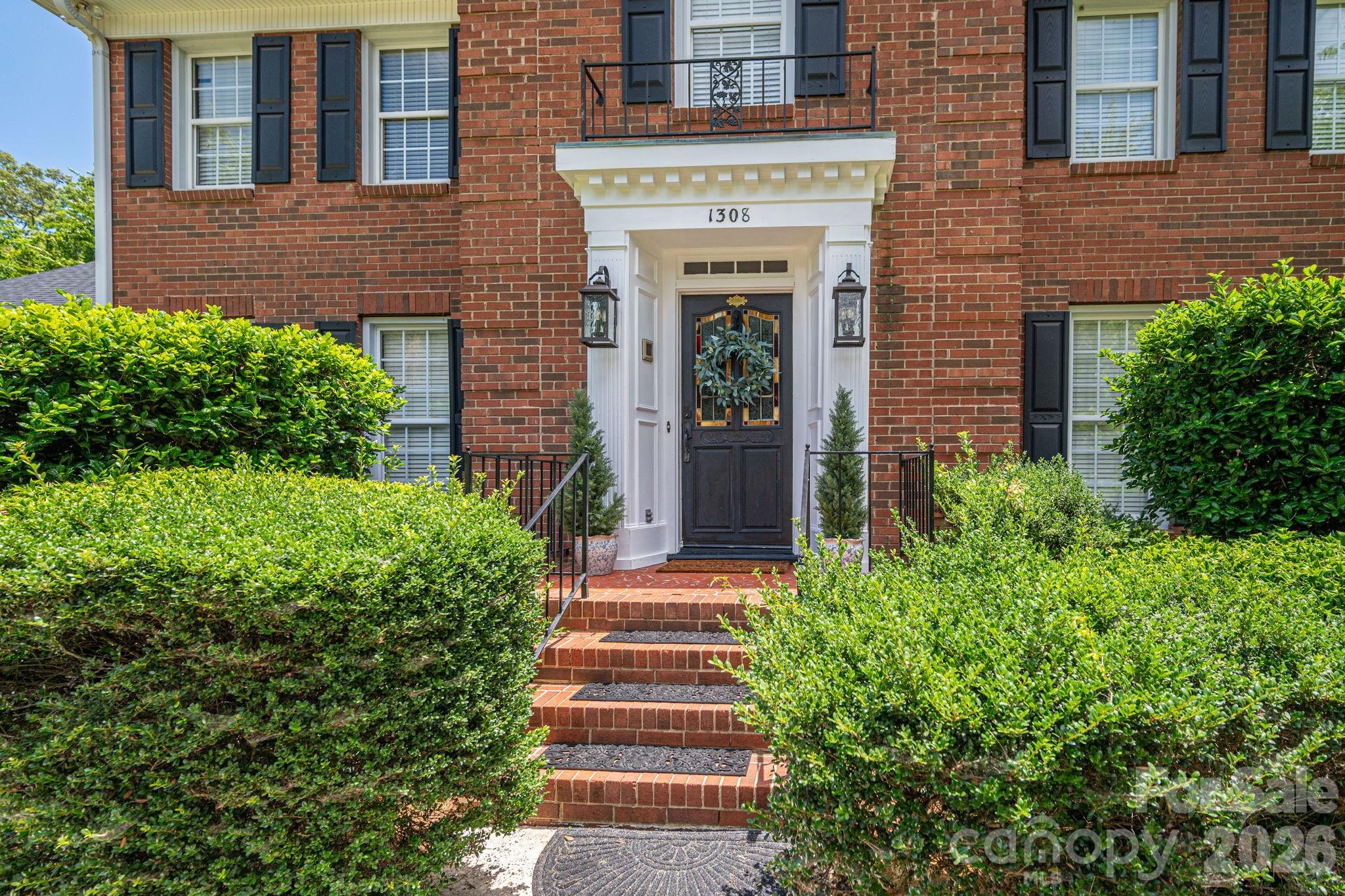 1308 Dumbarton Road — Gastonia