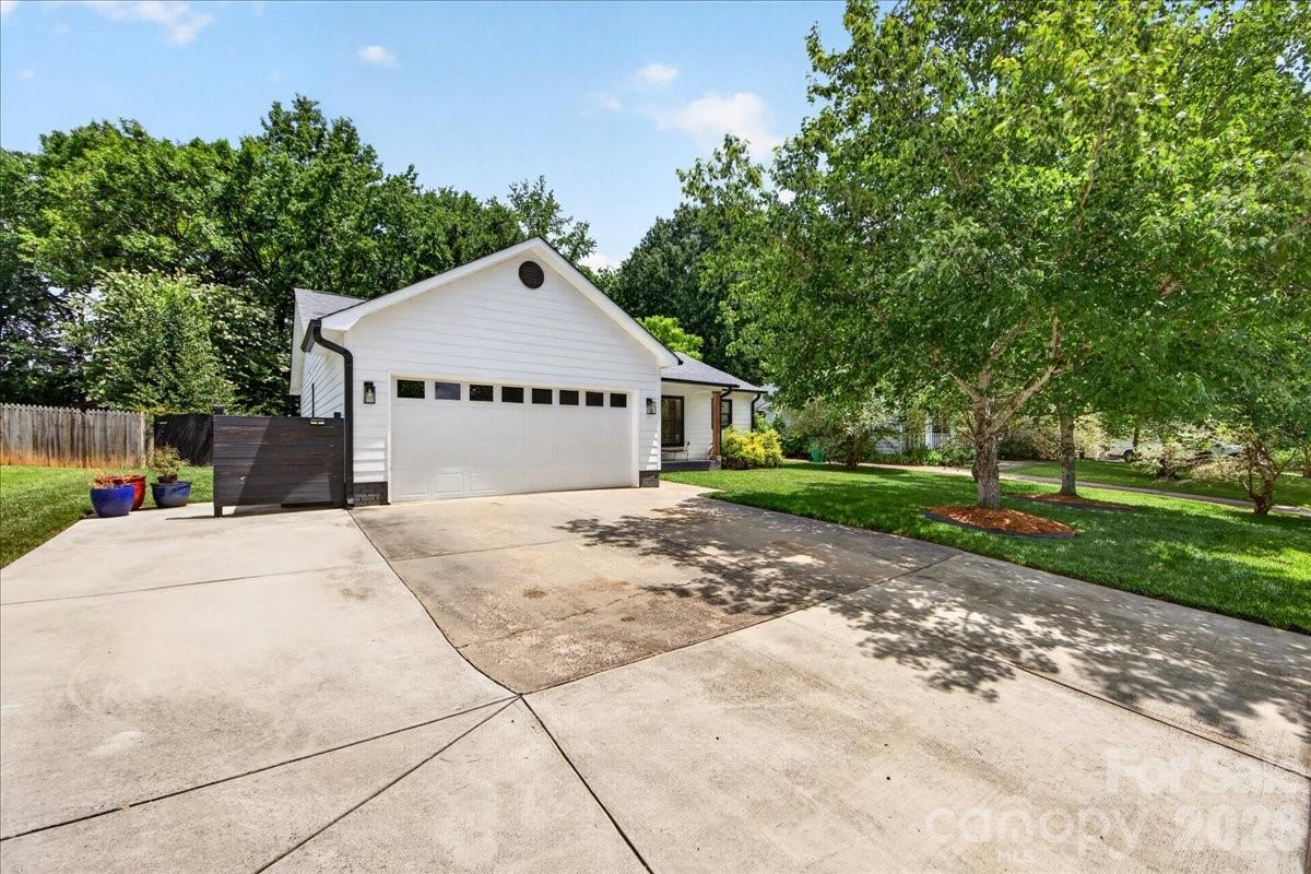8610 Brookstead Drive — Charlotte