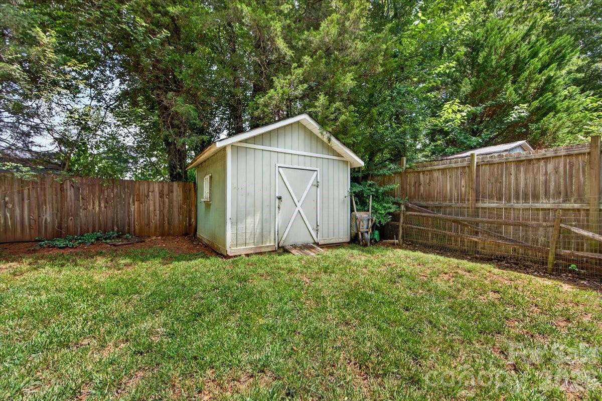8610 Brookstead Drive — Charlotte