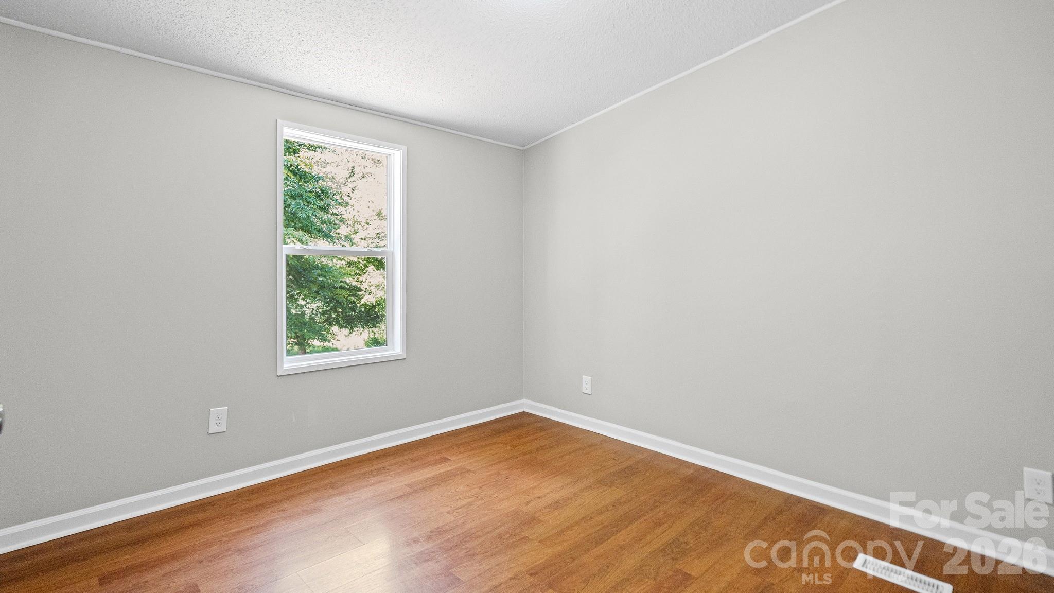 3532 4th Avenue Lane NE — Conover