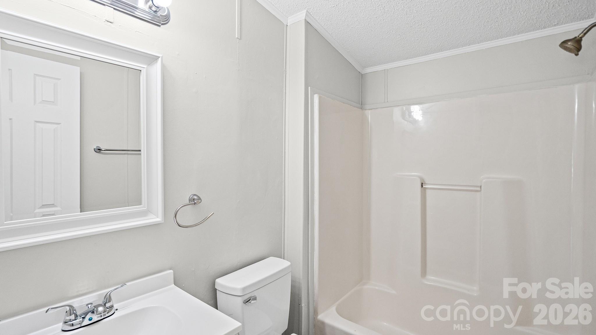 3532 4th Avenue Lane NE — Conover