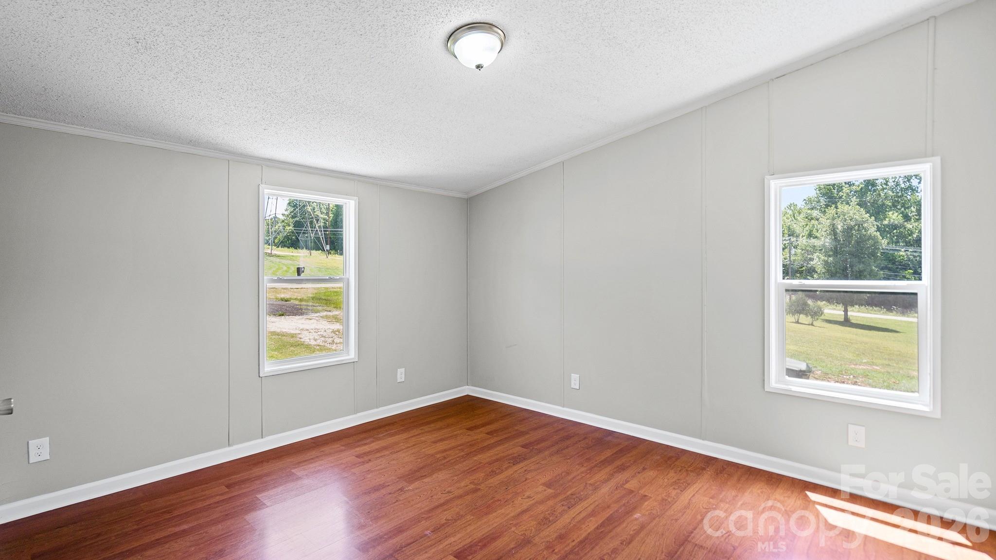 3532 4th Avenue Lane NE — Conover