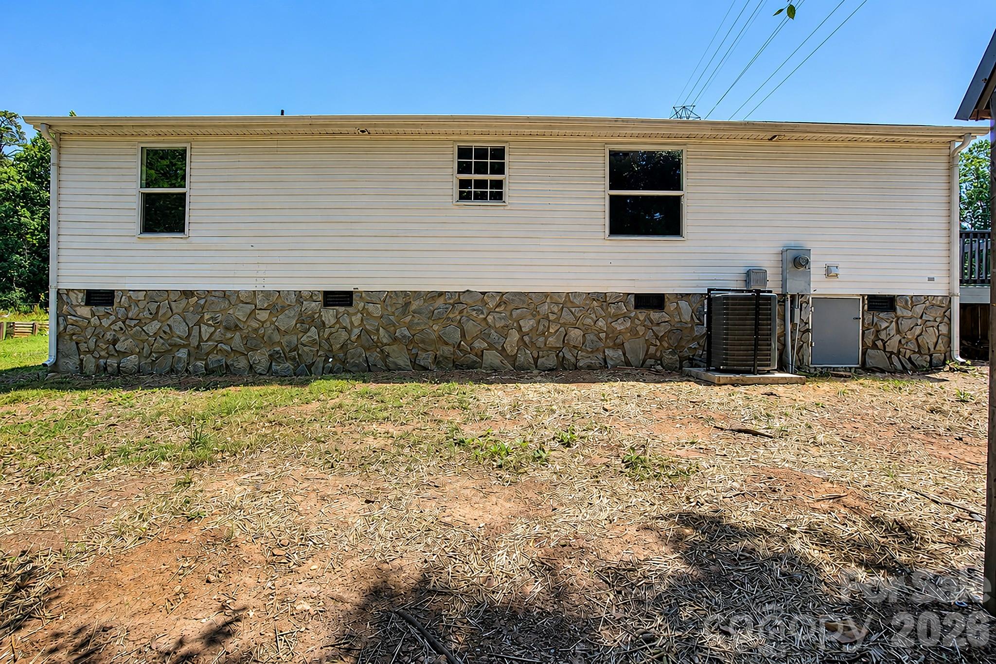 3532 4th Avenue Lane NE — Conover