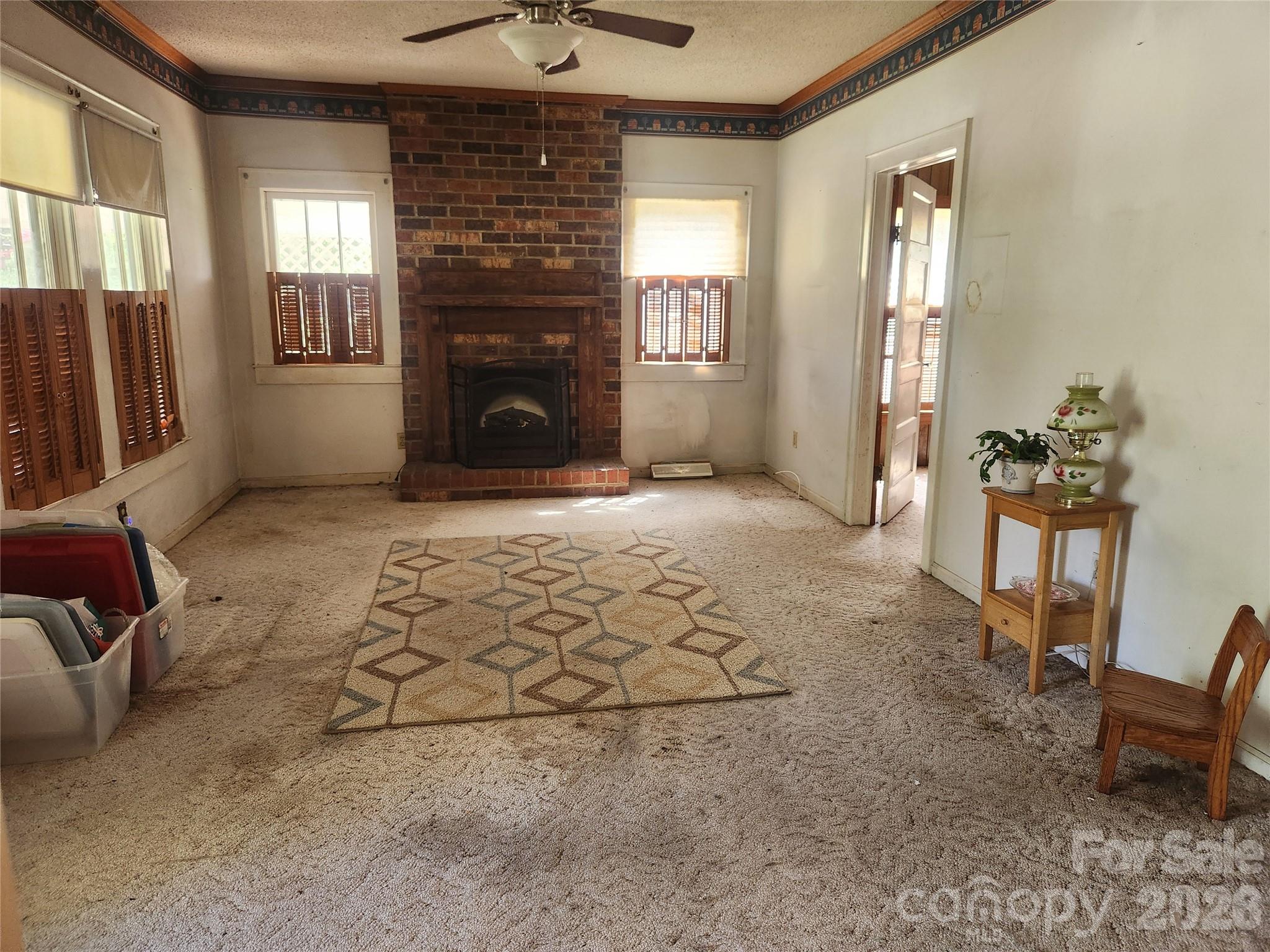 29 Brookwood Avenue NW — Concord