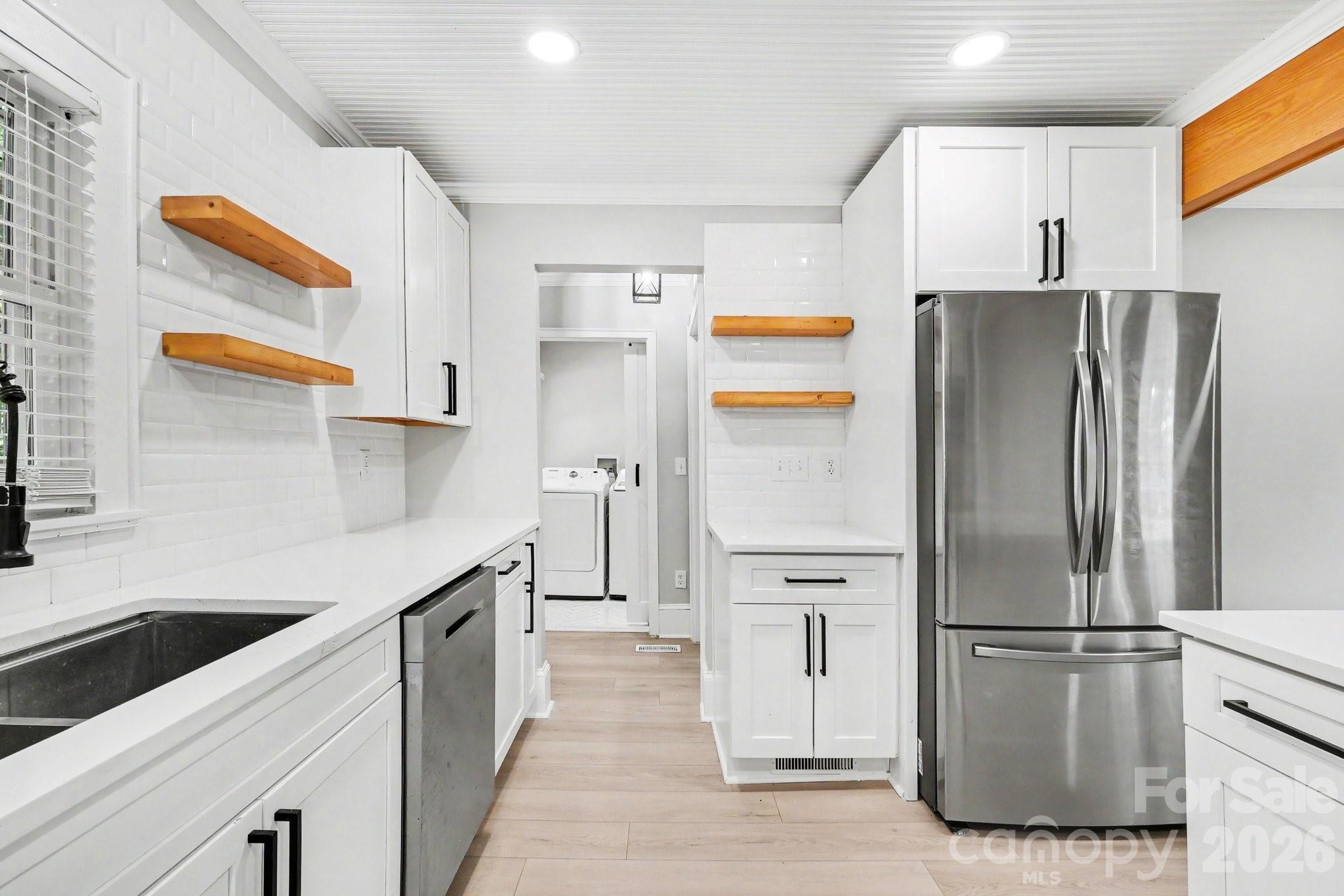 1601 Lawing Road — Charlotte