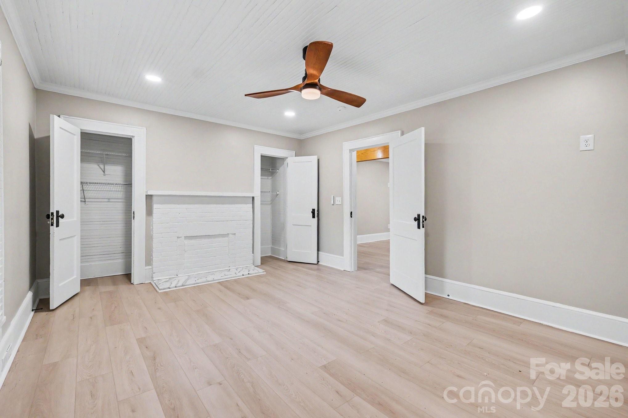 1601 Lawing Road — Charlotte