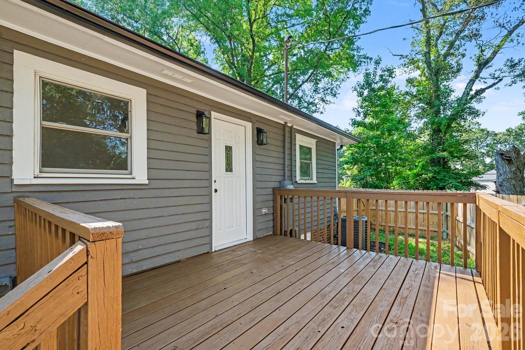 1601 Lawing Road — Charlotte