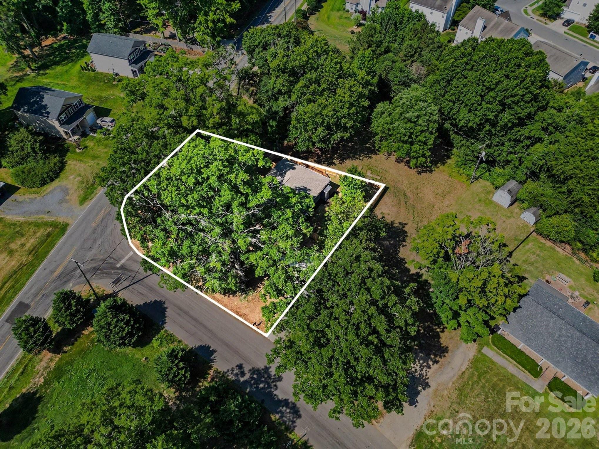 1601 Lawing Road — Charlotte