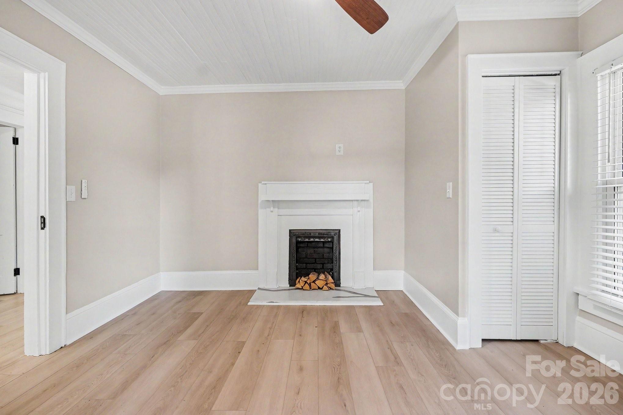 1601 Lawing Road — Charlotte