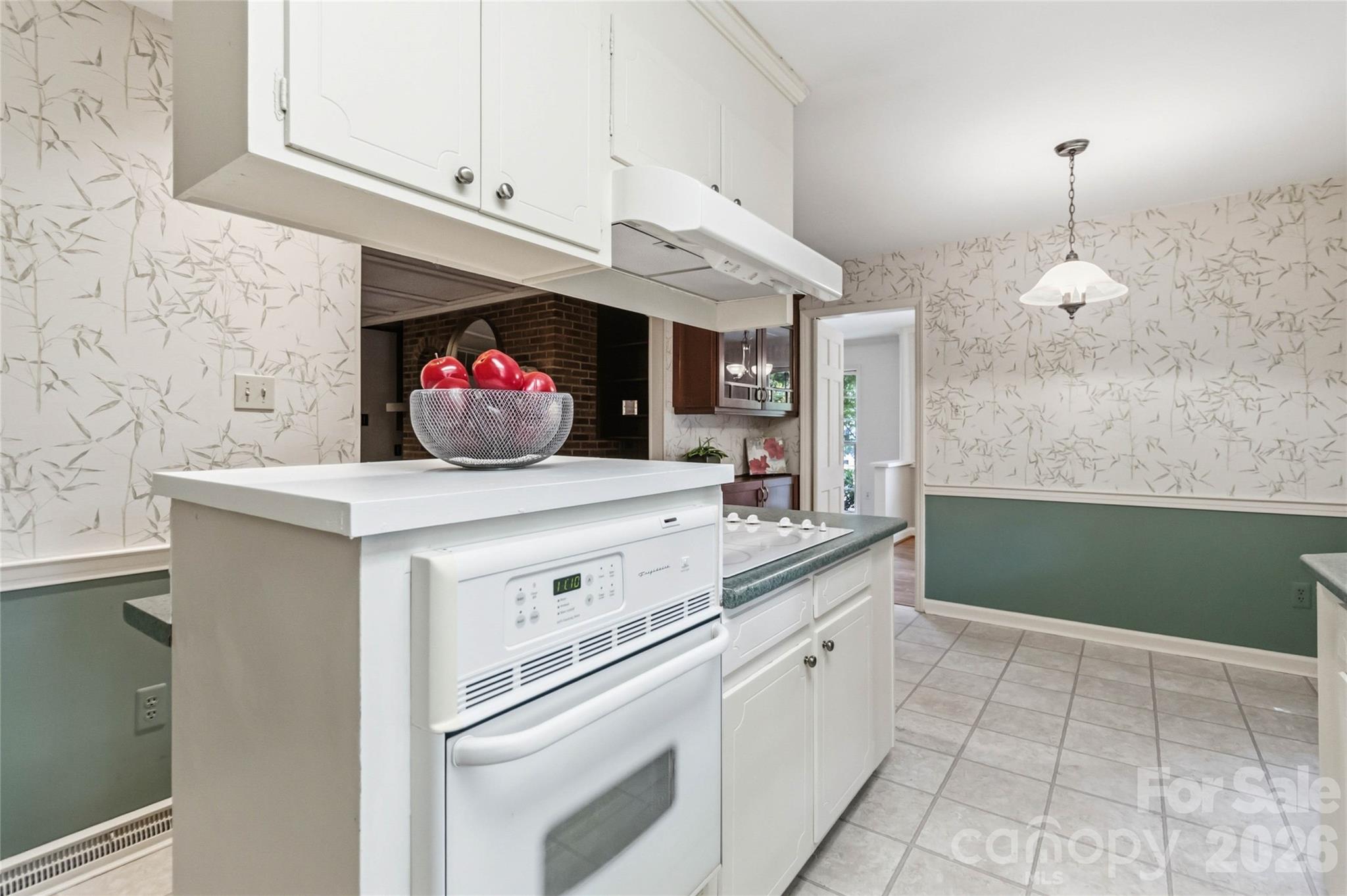 3900 Riverbend Road — Charlotte