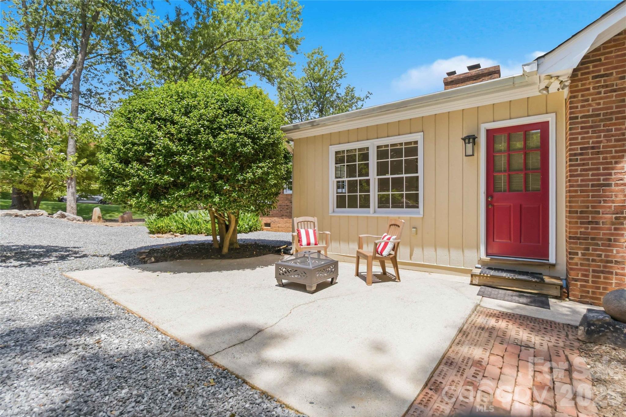 3900 Riverbend Road — Charlotte