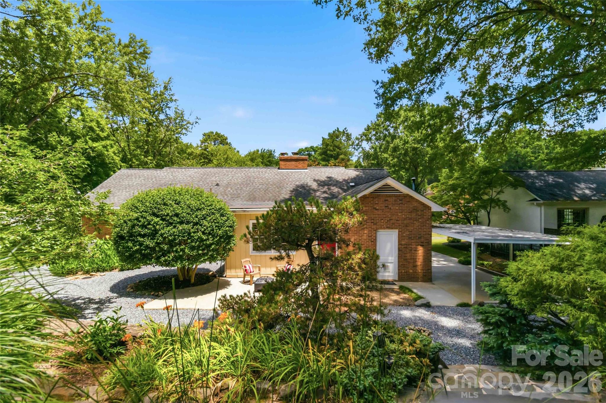 3900 Riverbend Road — Charlotte