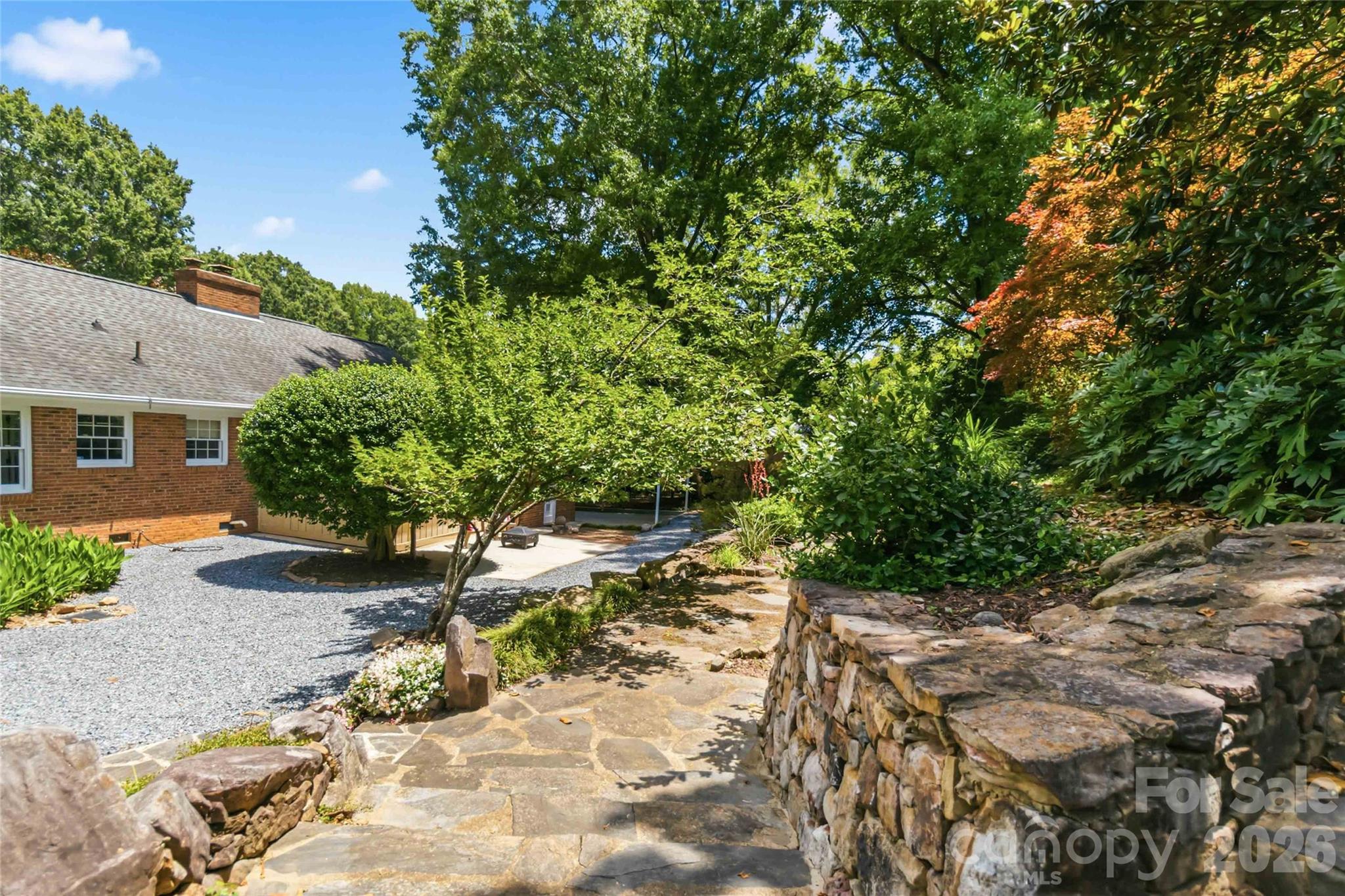 3900 Riverbend Road — Charlotte