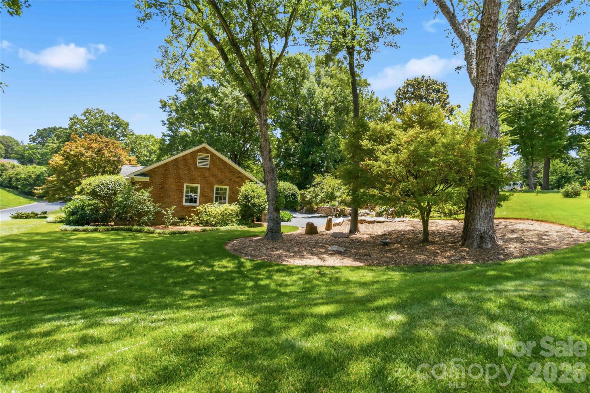 3900 Riverbend Road — Charlotte