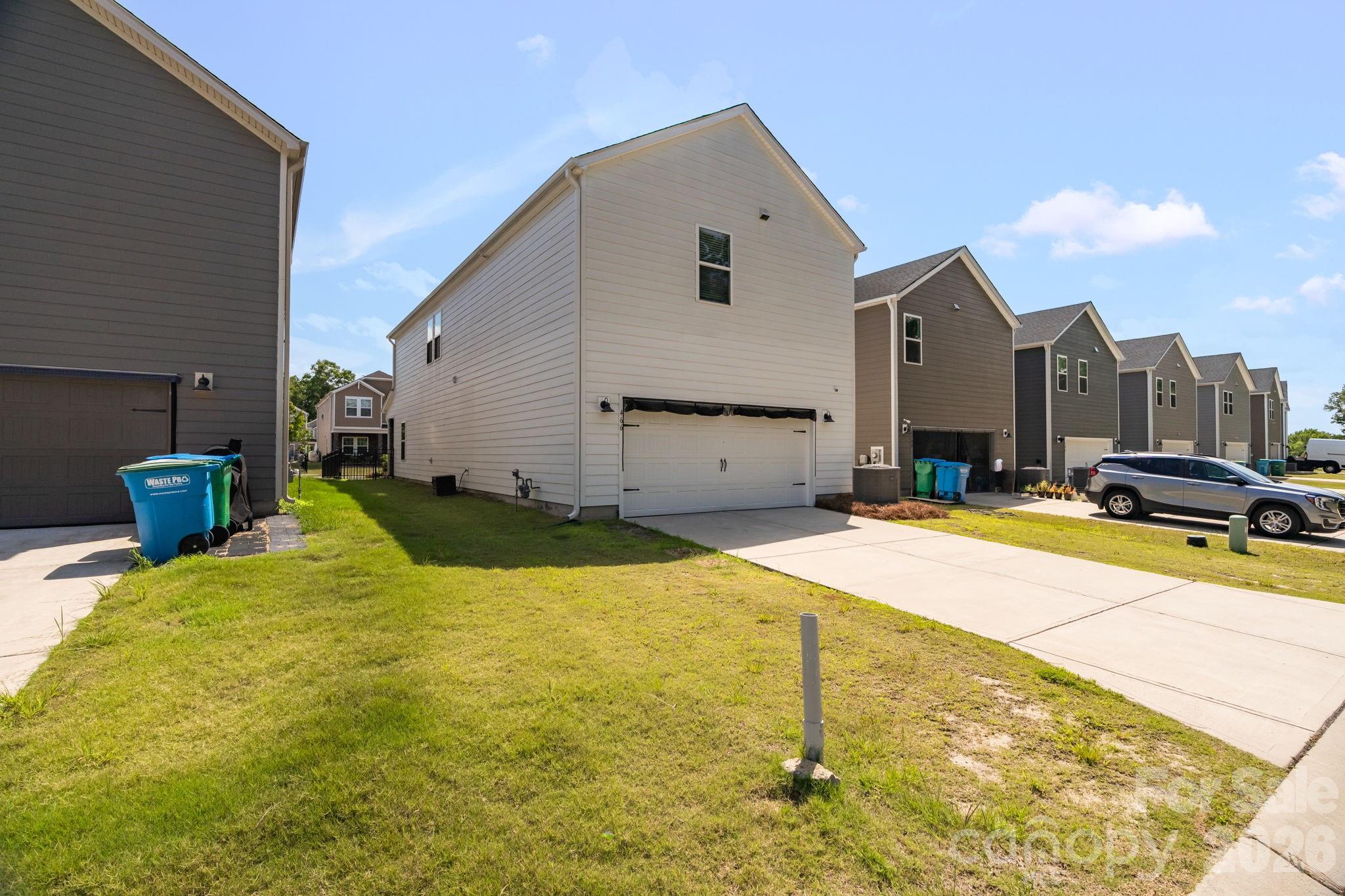 466 Cranford Drive — Pineville