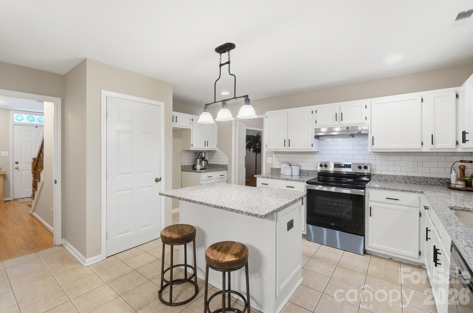 730 Fredricksburg Road — Matthews