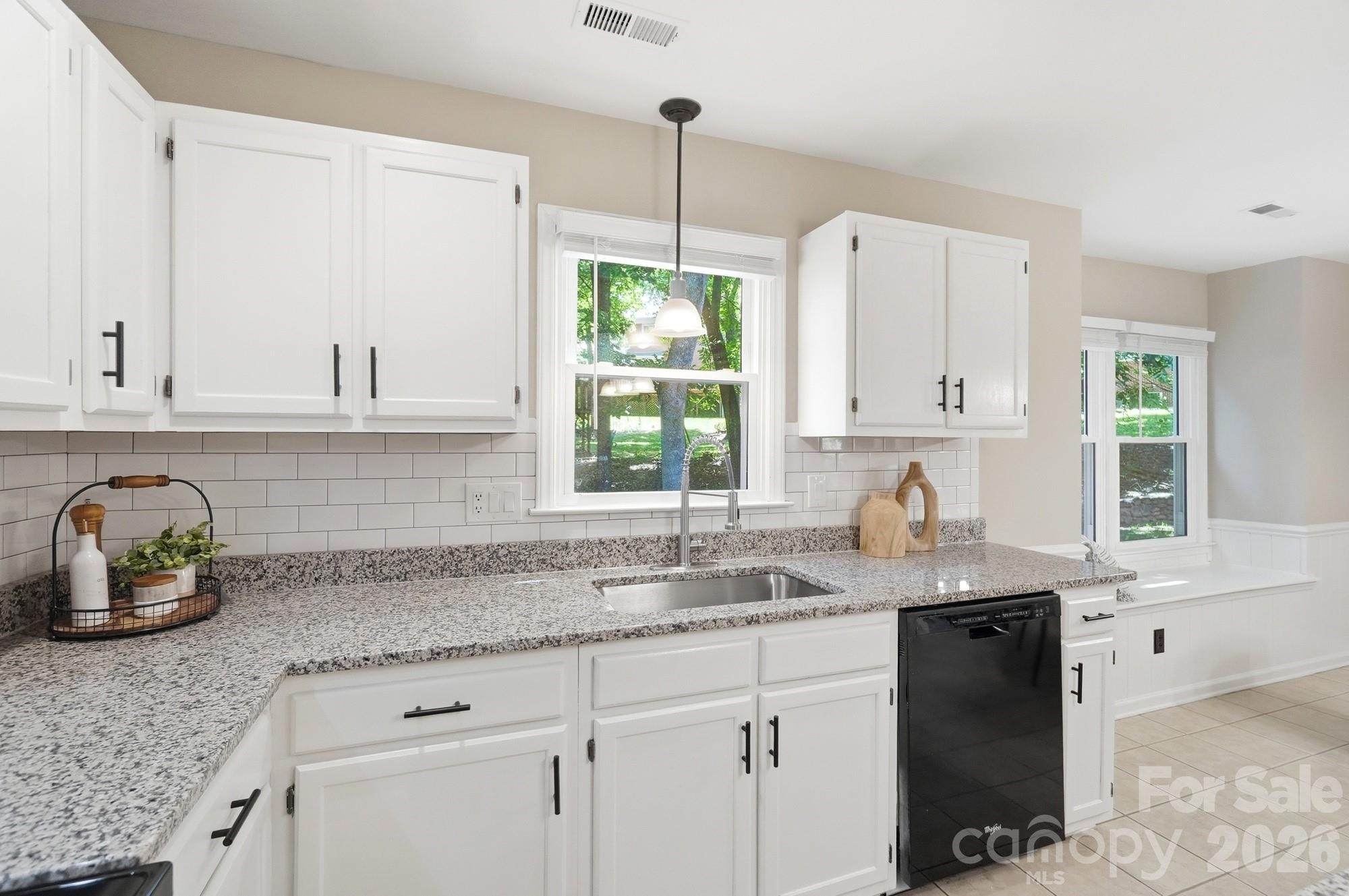 730 Fredricksburg Road — Matthews