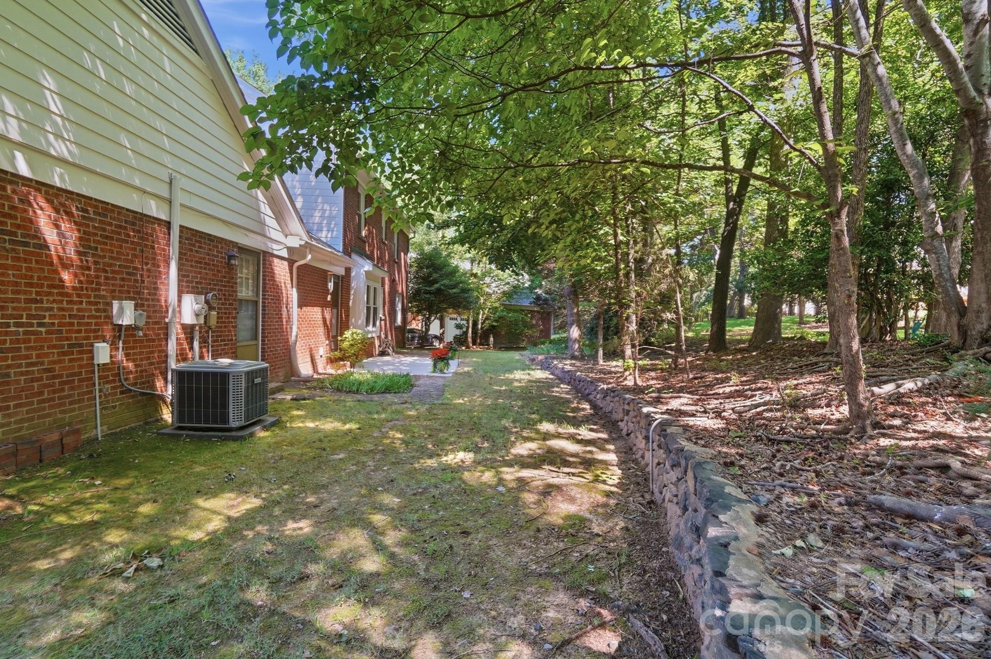 730 Fredricksburg Road — Matthews