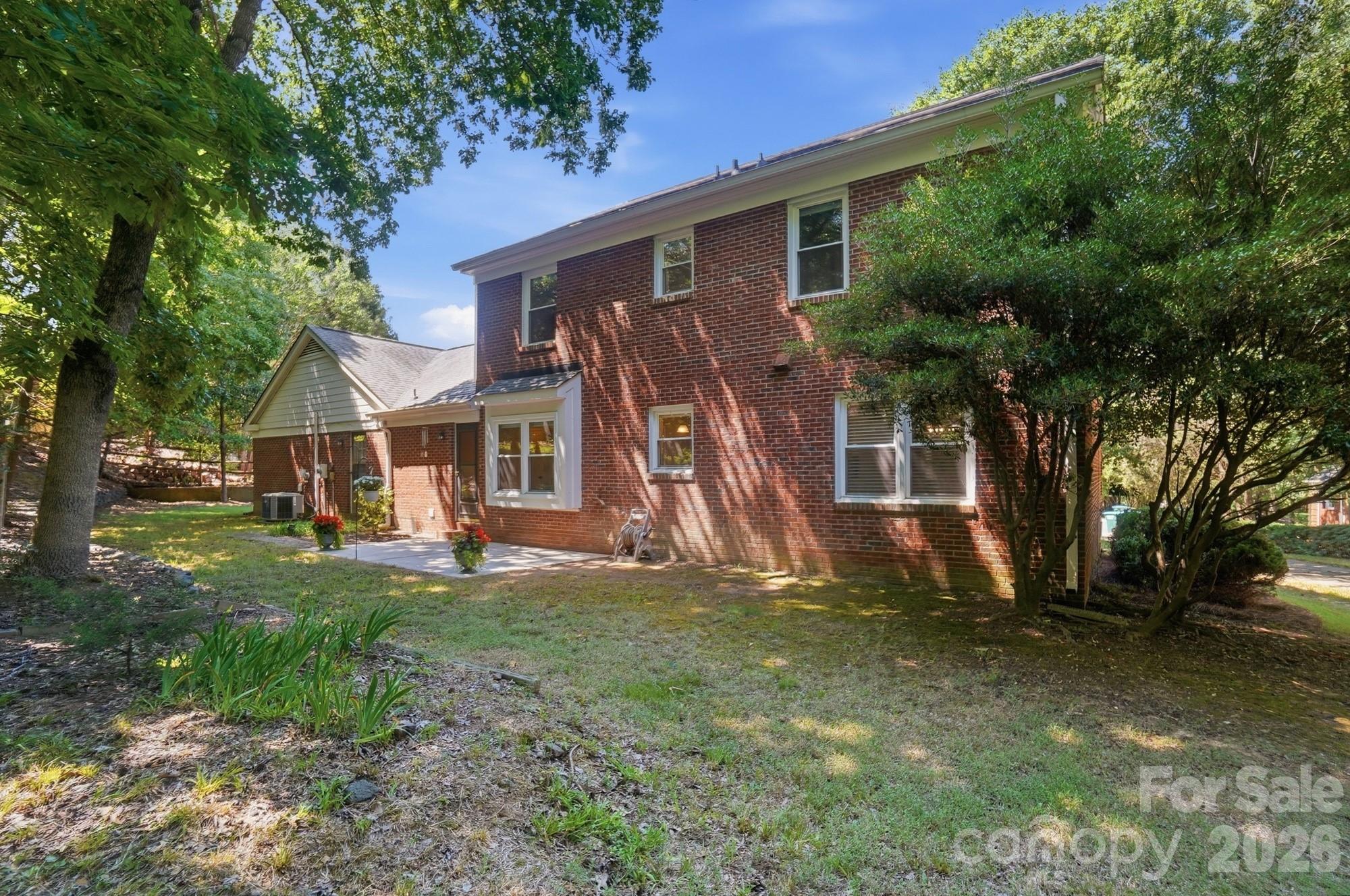 730 Fredricksburg Road — Matthews