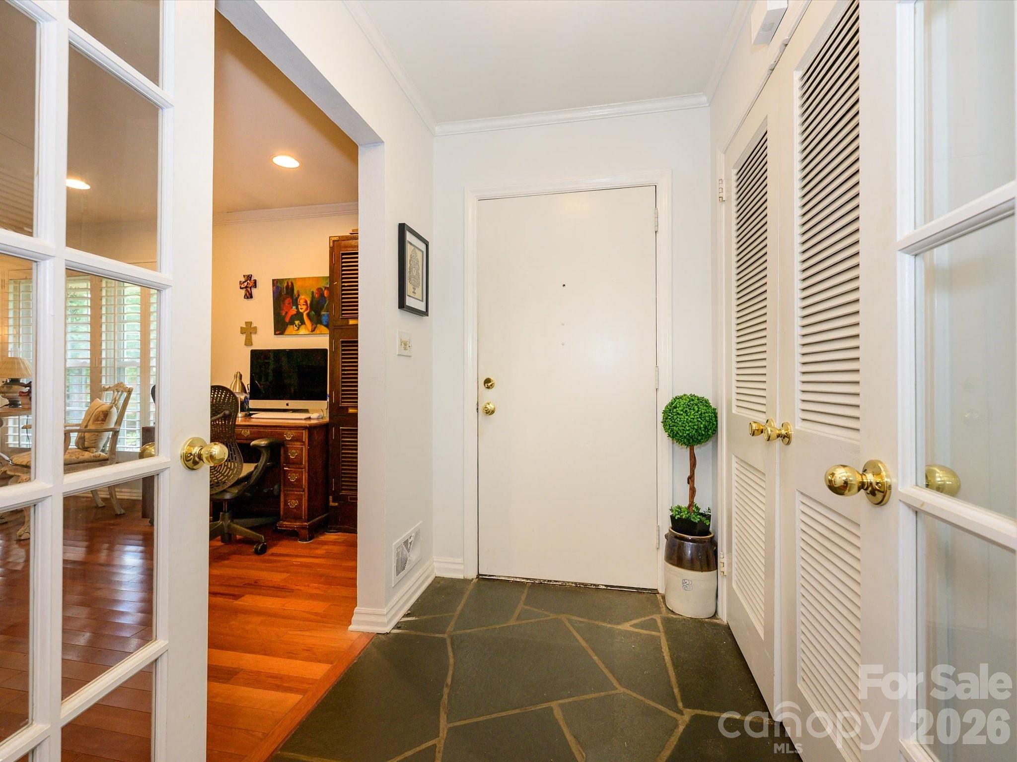 1300 Bevis Drive — Charlotte