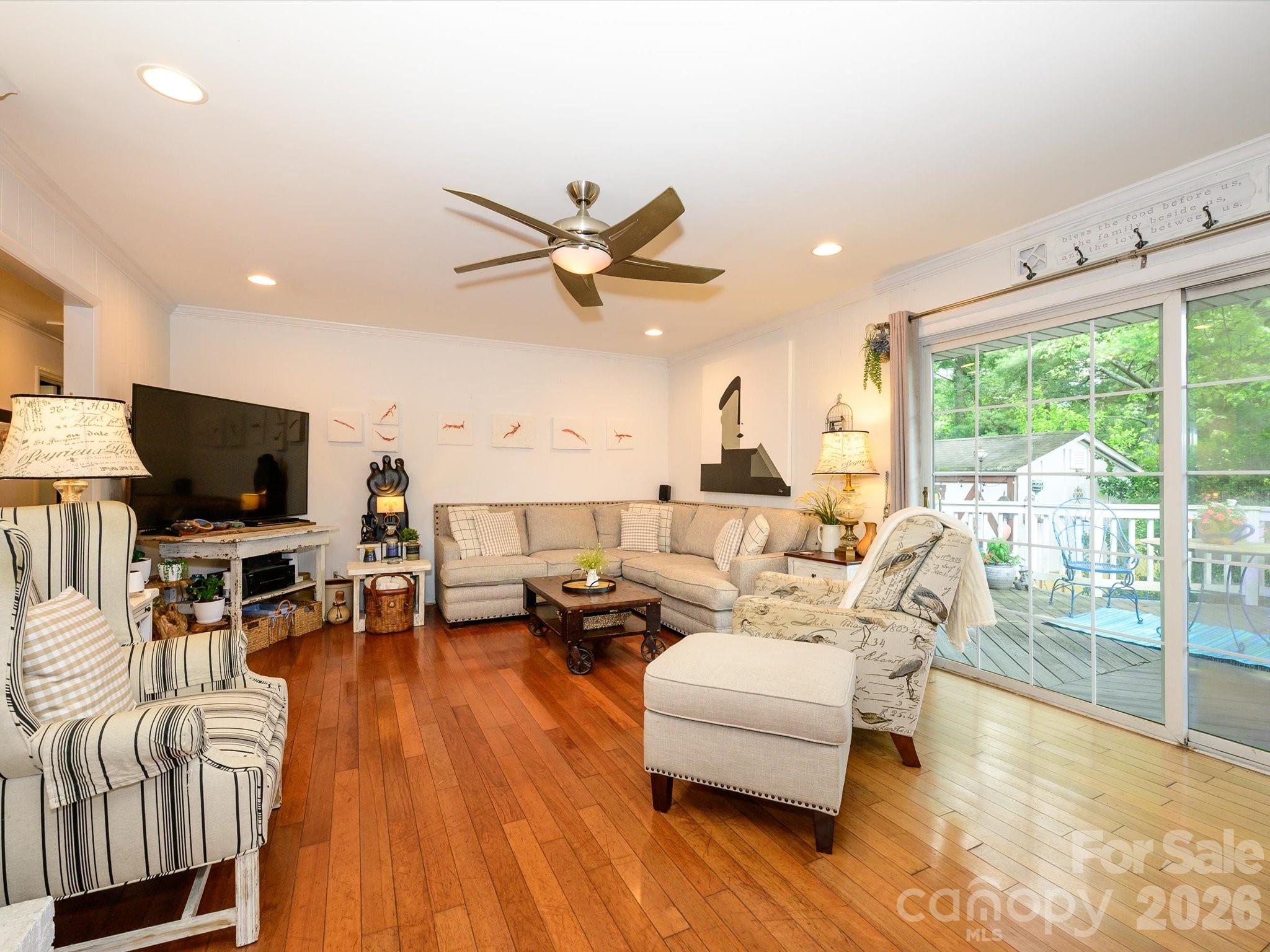 1300 Bevis Drive — Charlotte