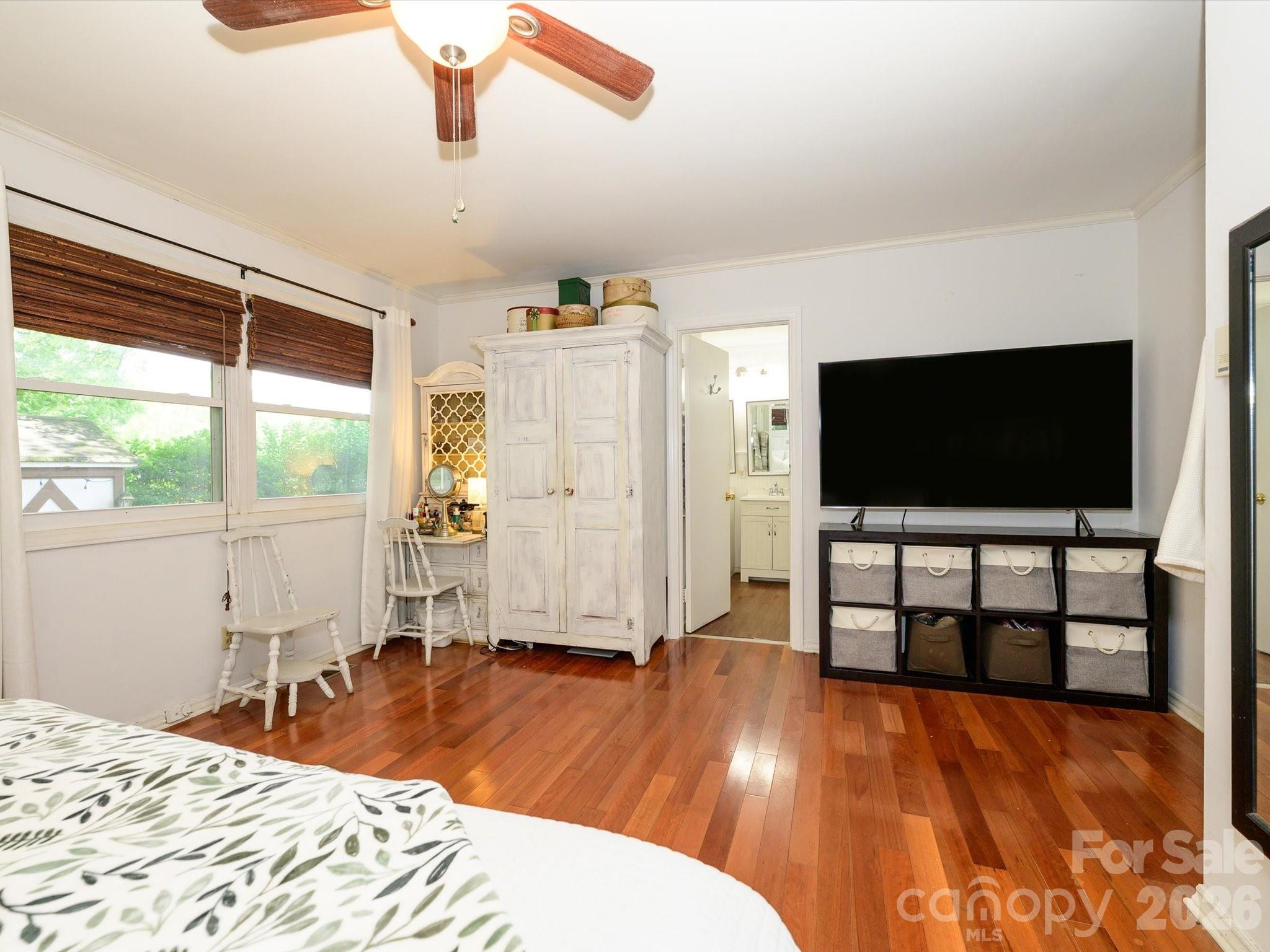 1300 Bevis Drive — Charlotte