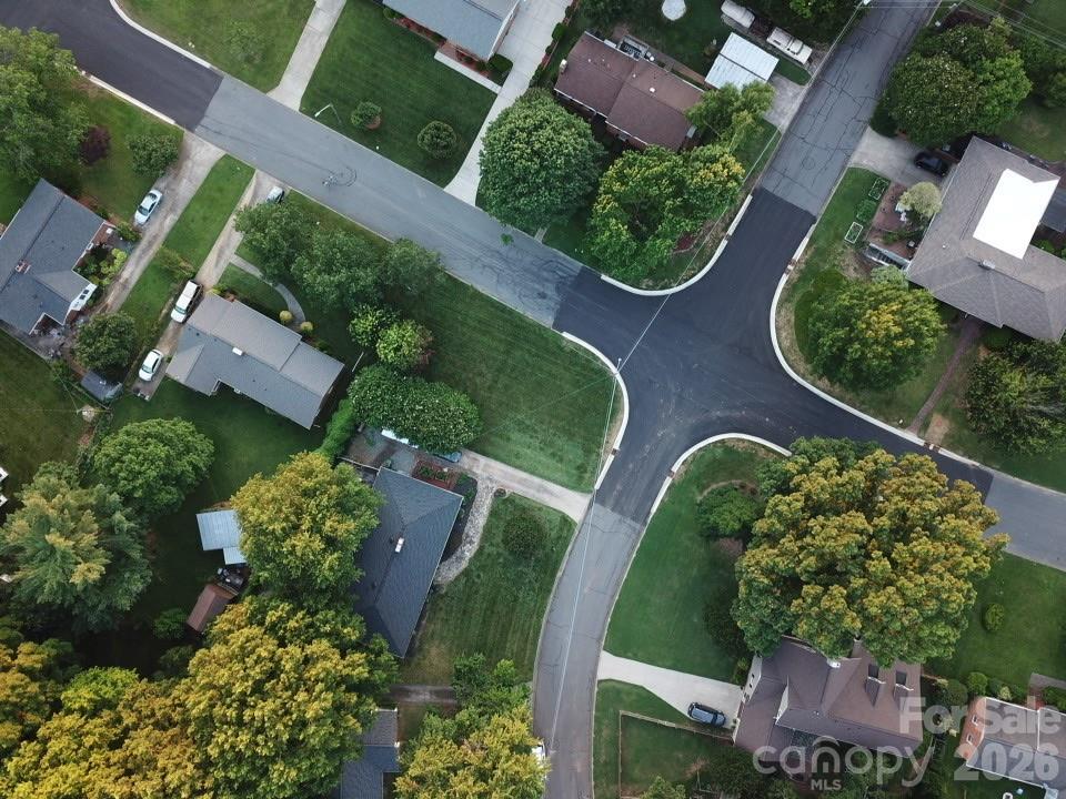 1300 Bevis Drive — Charlotte