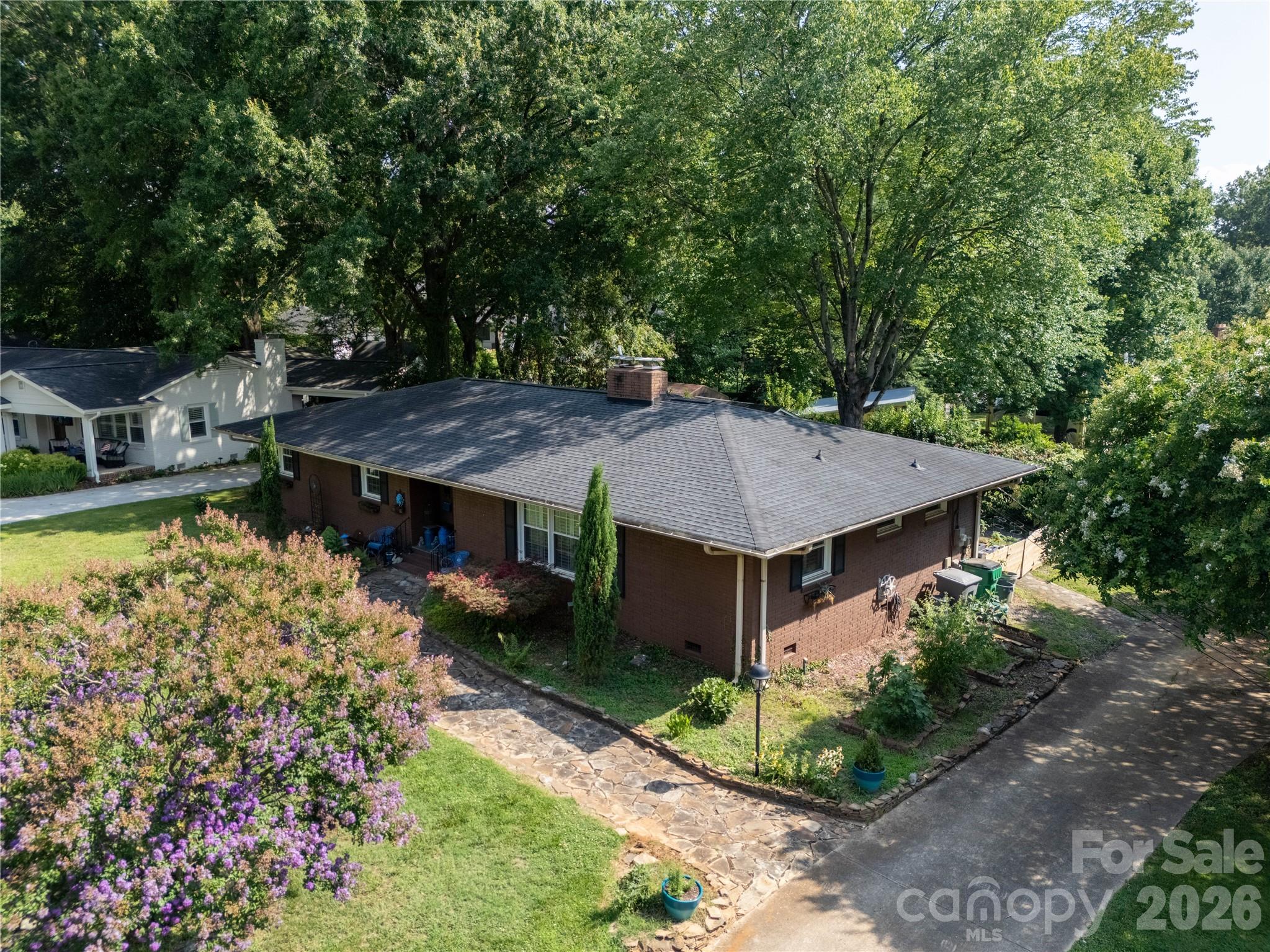 1300 Bevis Drive — Charlotte