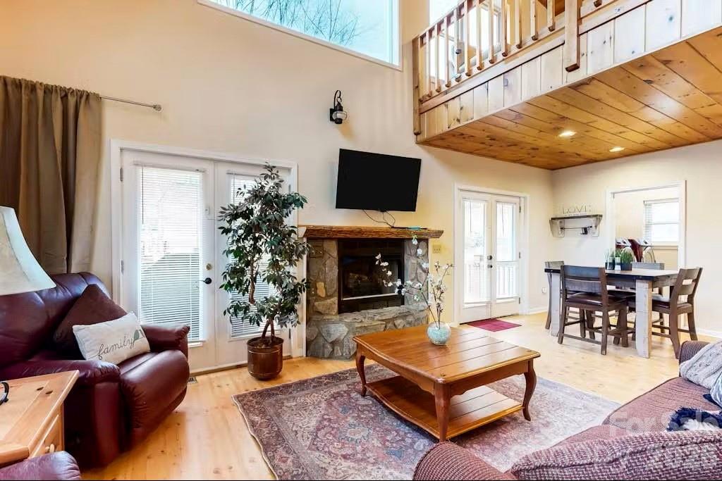 210 Tanner Trail — Waynesville