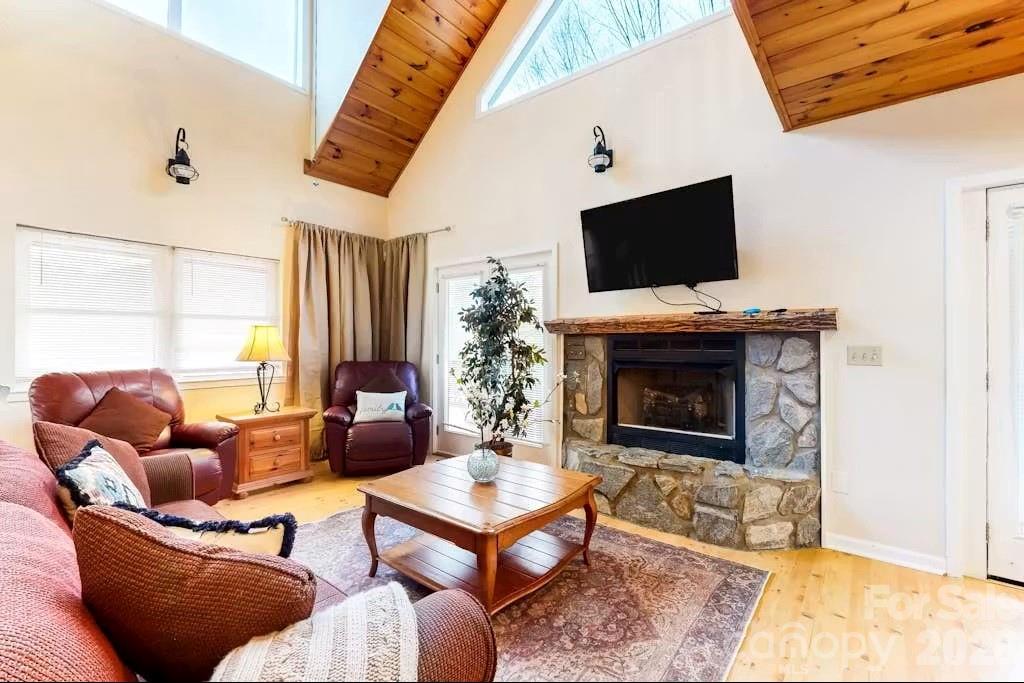 210 Tanner Trail — Waynesville