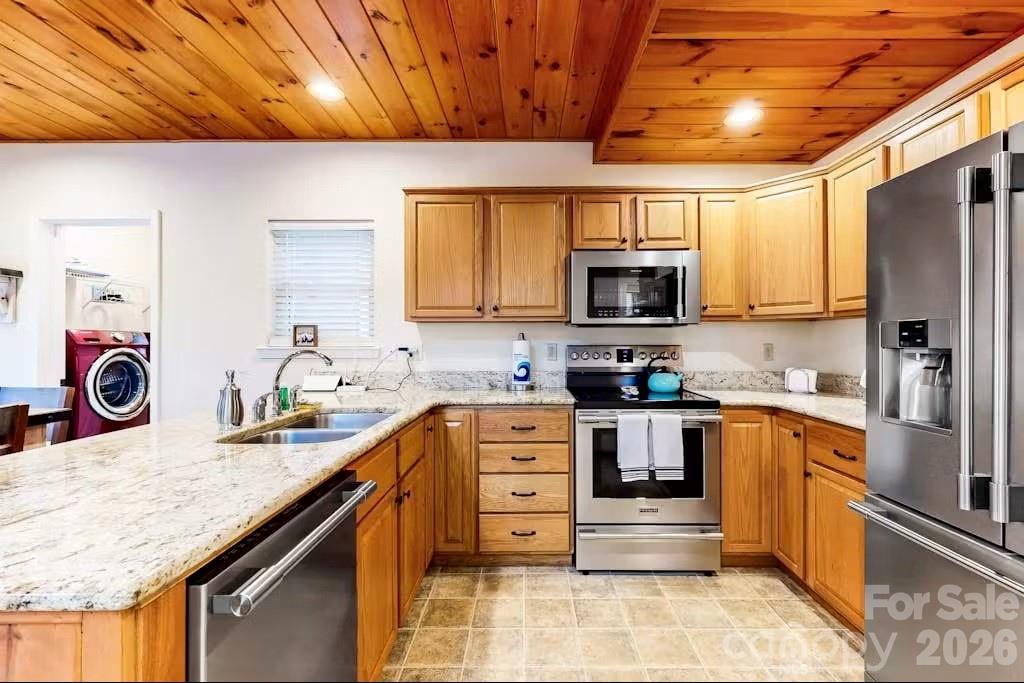 210 Tanner Trail — Waynesville