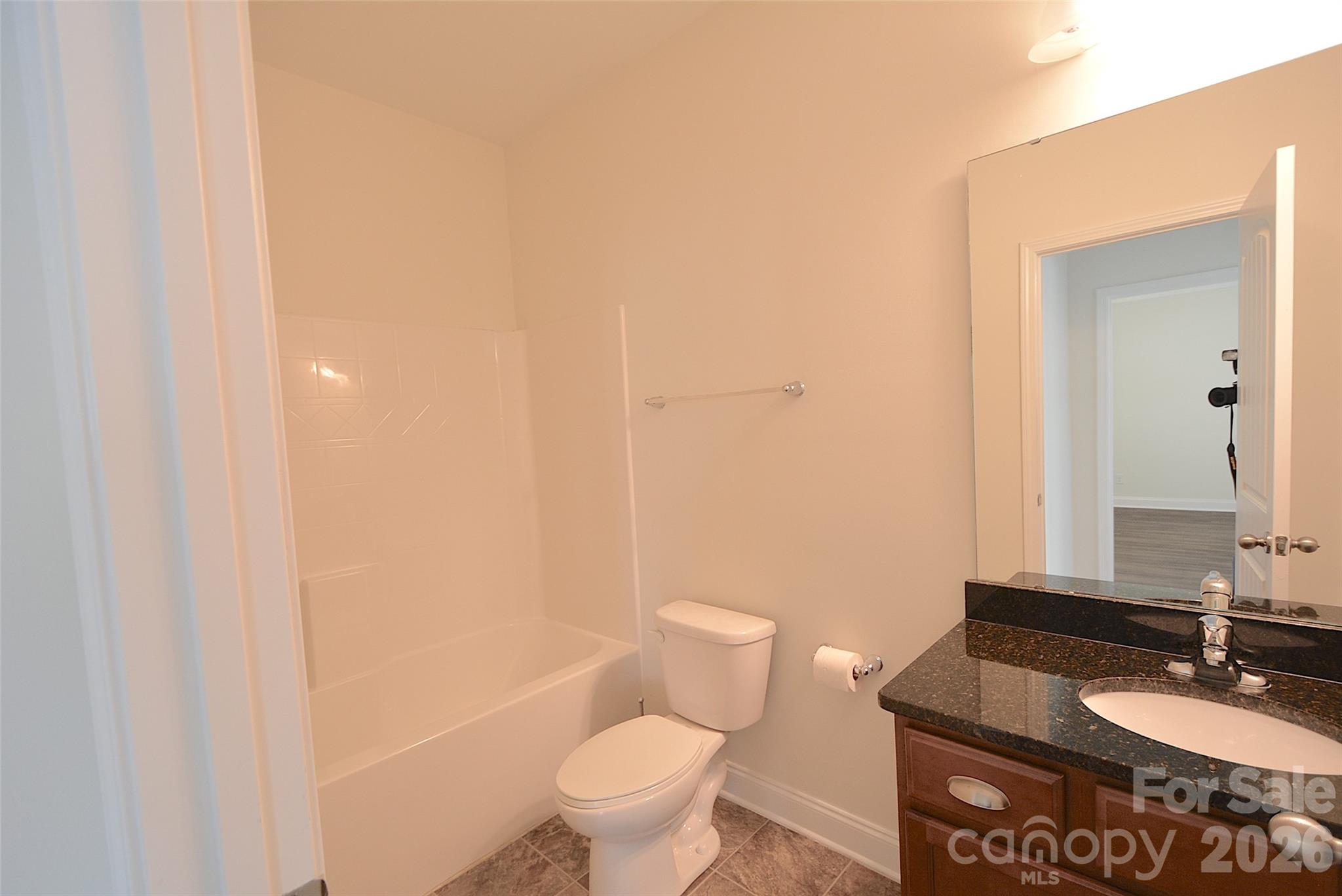 5825 Pepperpike Way #212 — Charlotte