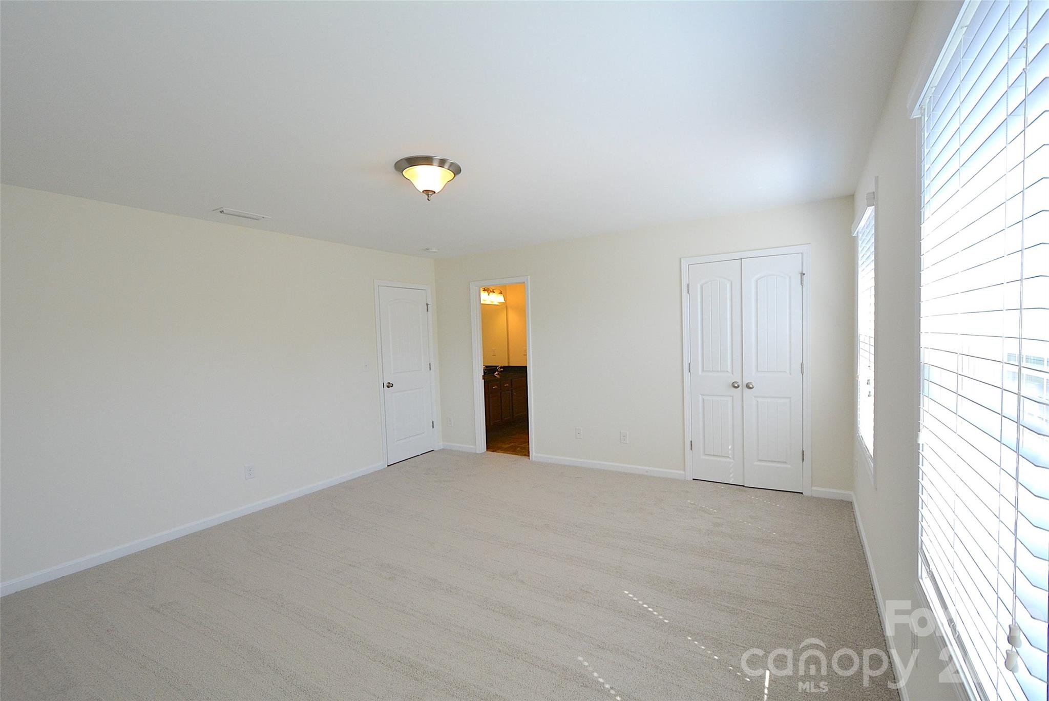 5825 Pepperpike Way #212 — Charlotte