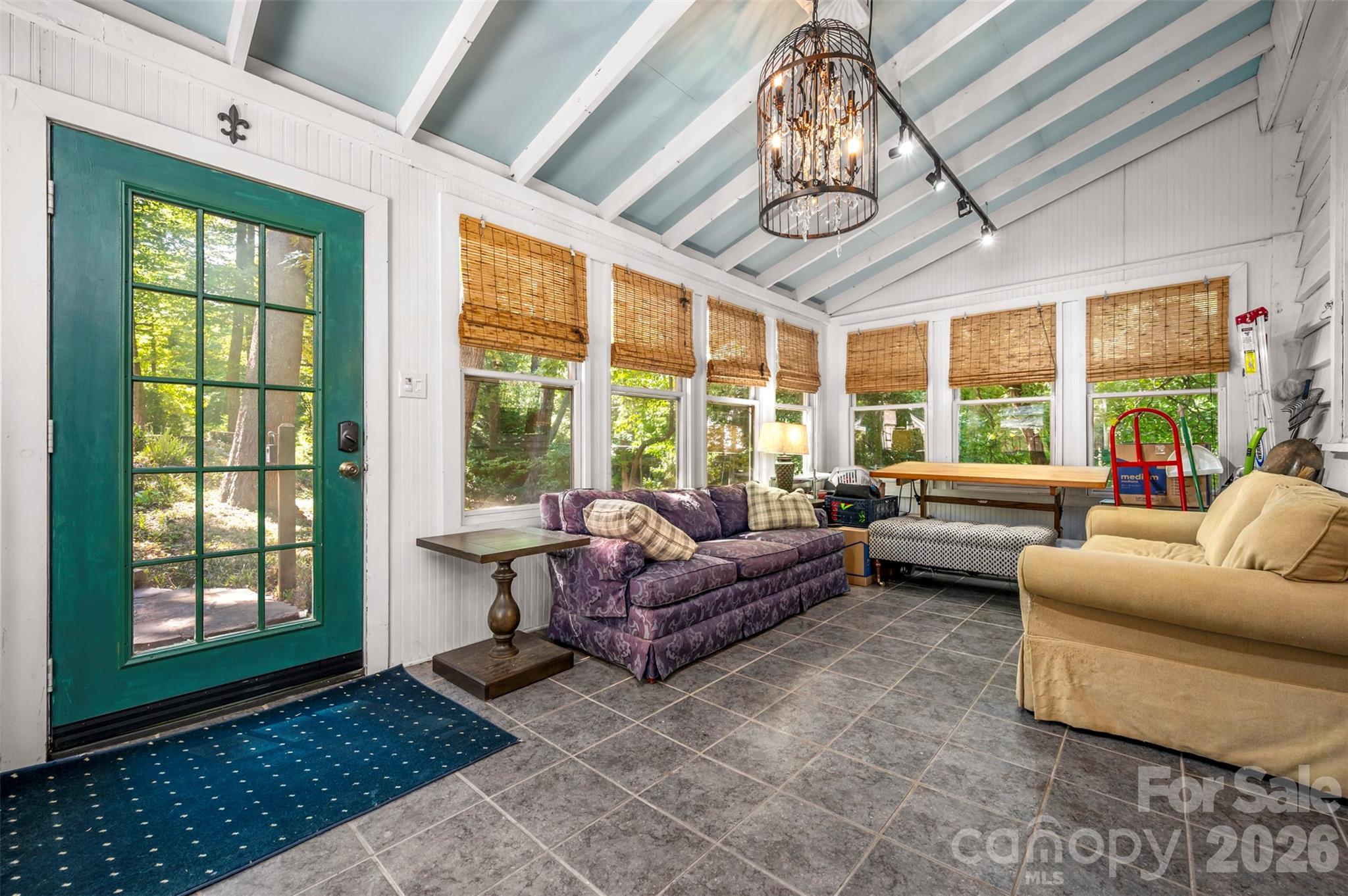 415 E Lakeshore Drive — Landrum