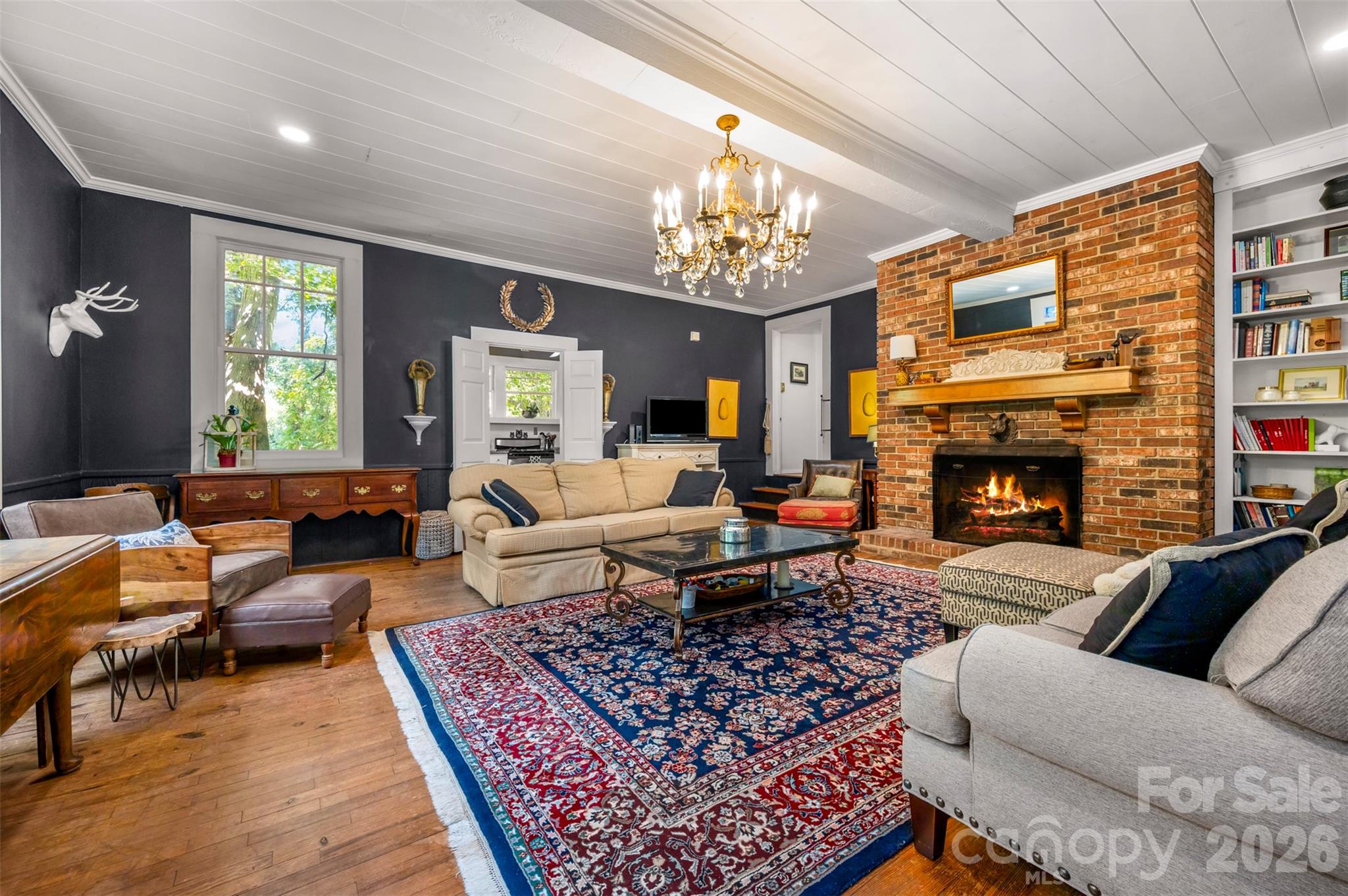 415 E Lakeshore Drive — Landrum